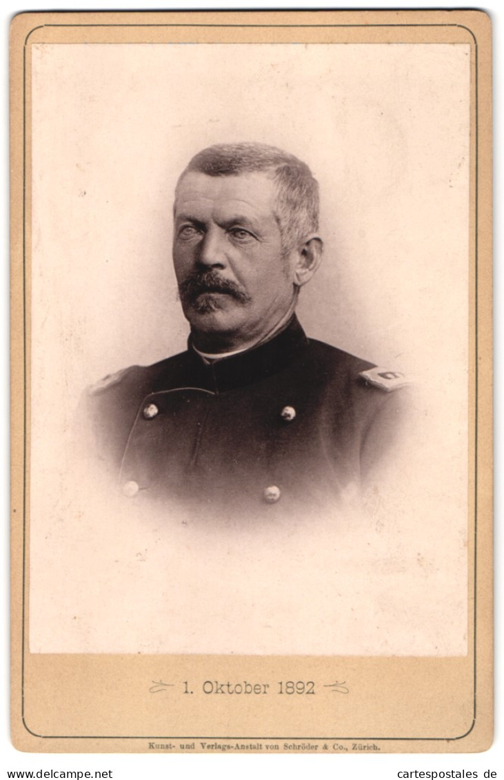 Fotografie Schröder & Co., Zürich, Portrait Soldat In Uniform Mit Moustache  - Guerre, Militaire