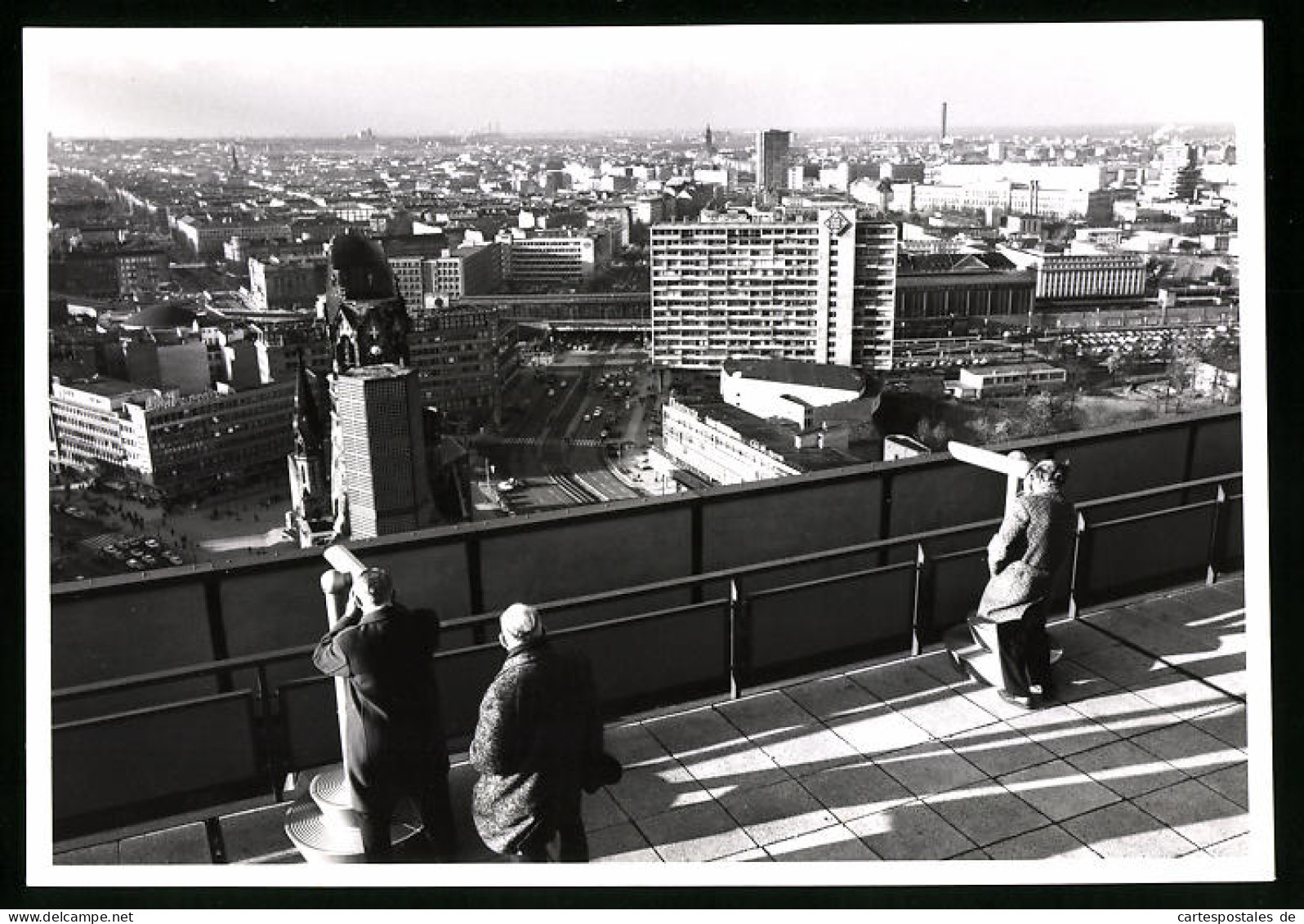 Fotografie Unbekannter Fotograf, Ansicht Berlin, Aussichtsplattform Auf Dem Europa-Center 1965  - Lugares