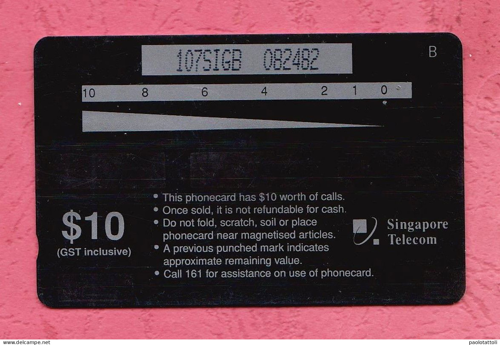 Singapore- Nostalgia Singapore; Collyer Quay- Singapore Telecom. Used Phone Card By 10 Dollars. - Singapour