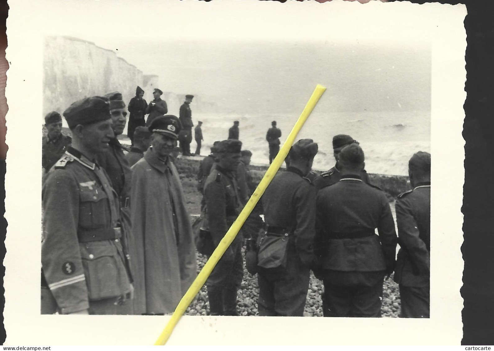 80 389 0524 WW2 WK2 SOMME AULT OCCUPATION  OFFICIERS ET SOLDATS  ALLEMANDS  1940 / 1944 - Guerre, Militaire