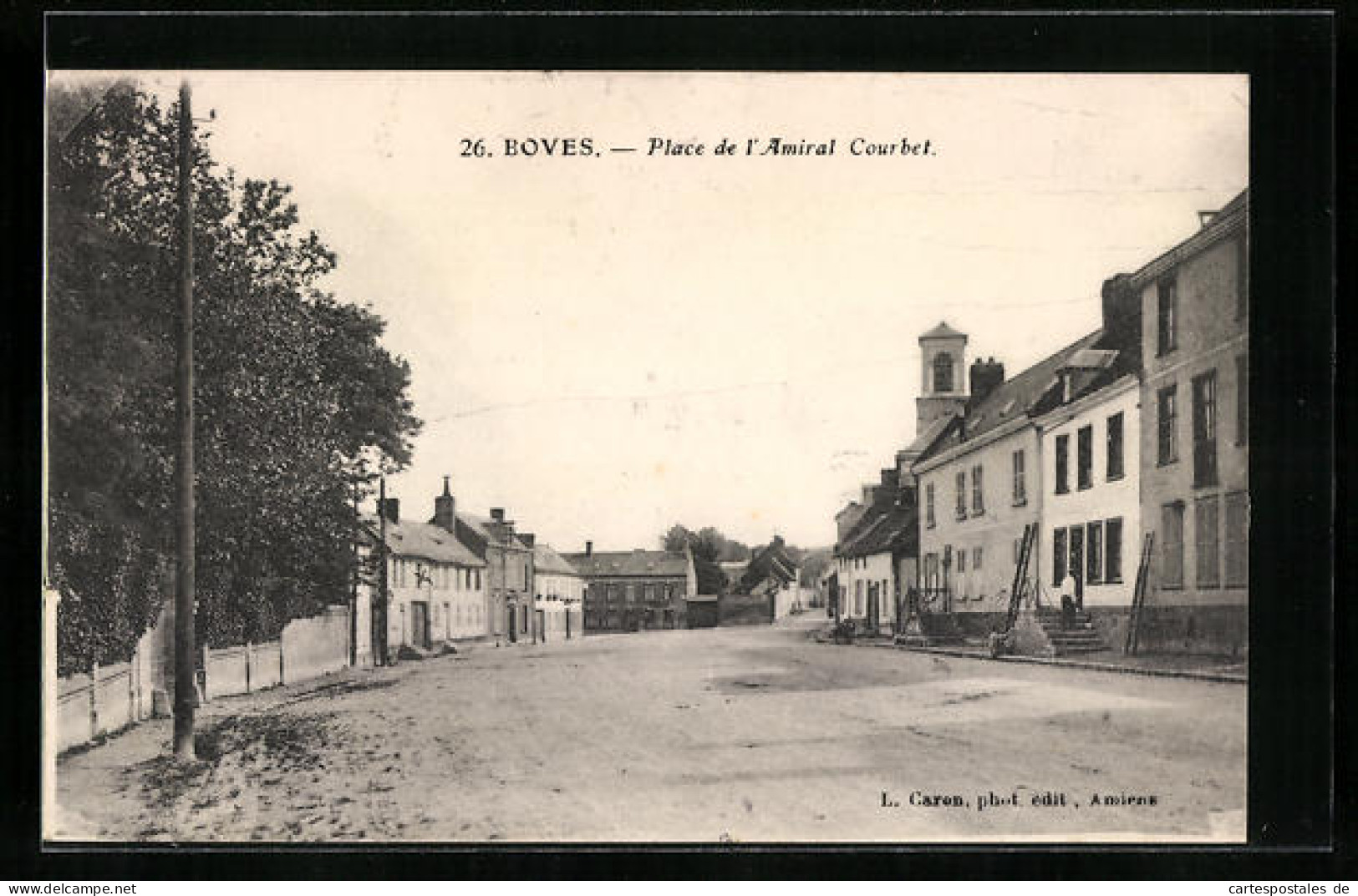 CPA Boves, Place De L`Amiral Courbet  - Boves