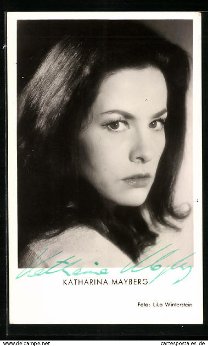 AK Schauspielerin Katharina Mayberg, Portrait Mit Ernstem Blick, Autograph  - Actores