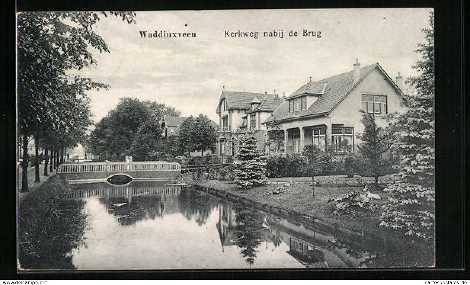 AK Waddinxveen, Kerkweg Nabij De Brug  - Waddinxveen