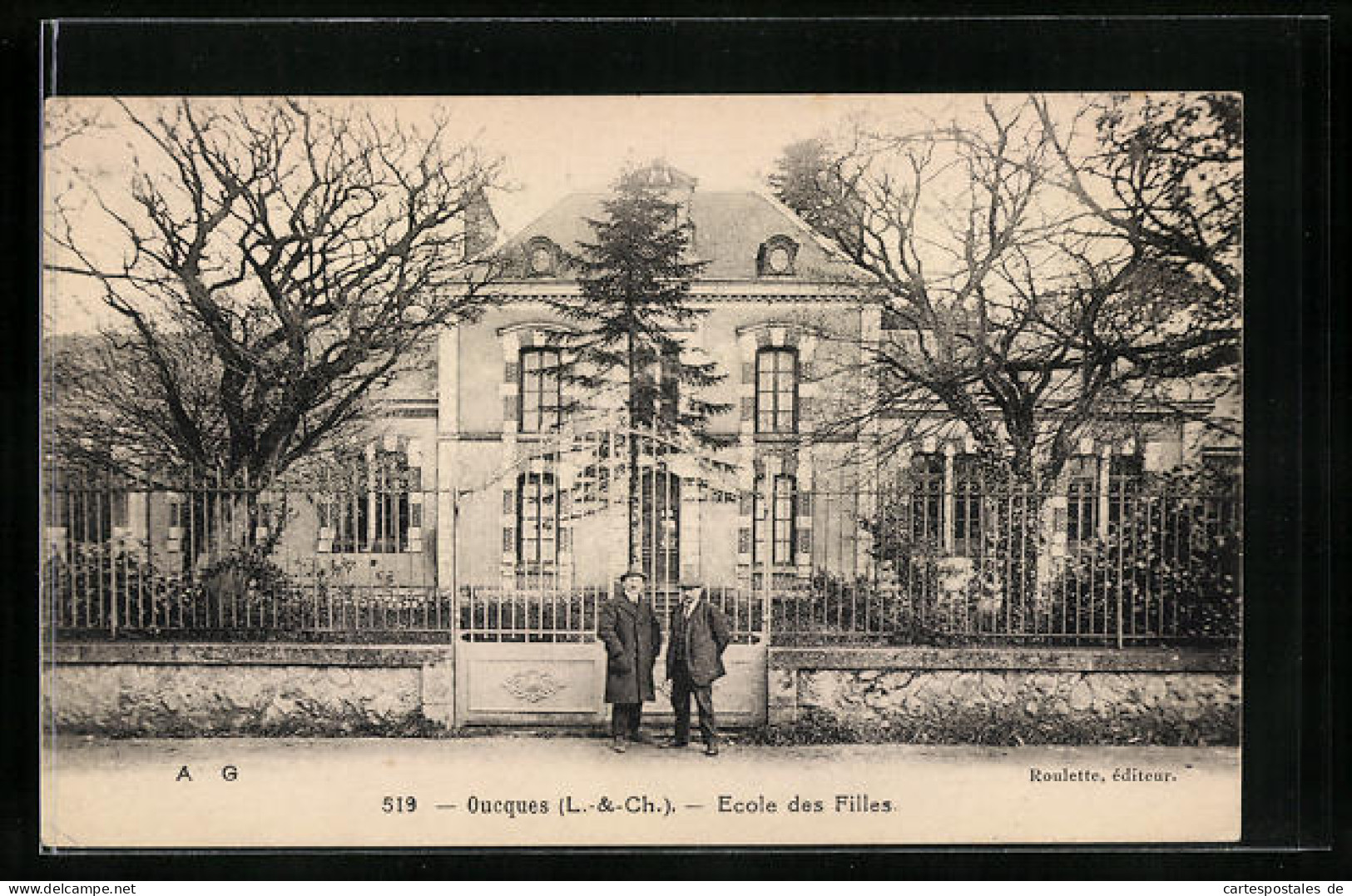 CPA Oucques, Ecole Des Filles  - Autres & Non Classés