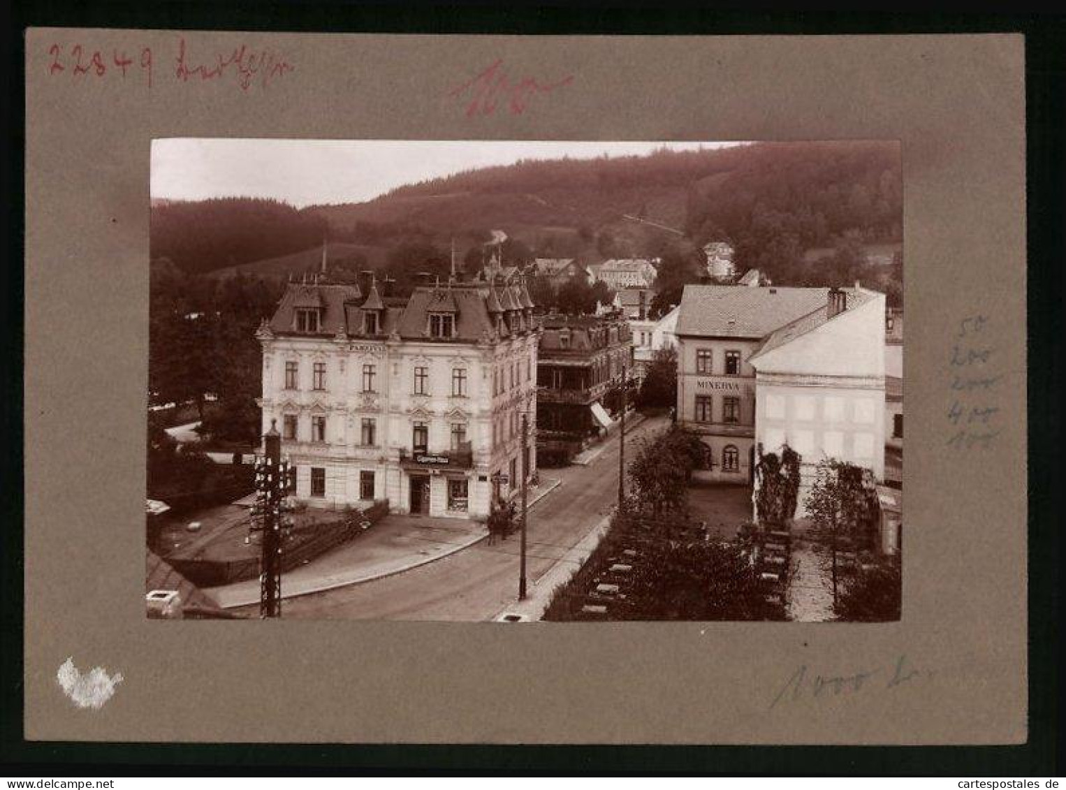 Fotografie Brück & Sohn Meissen, Ansicht Bad Elster, Haus Parzival Mit Zigarren-Laden & Haus Minerva  - Lieux