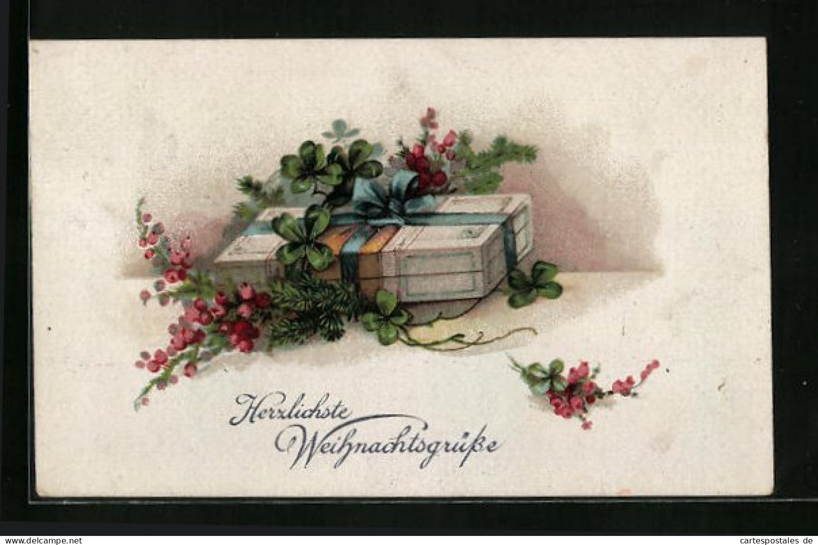 Künstler-AK Herzlichste Weihnachtsgrüsse, Geschenk Mit Schleife Und Kleeblättern  - Autres & Non Classés