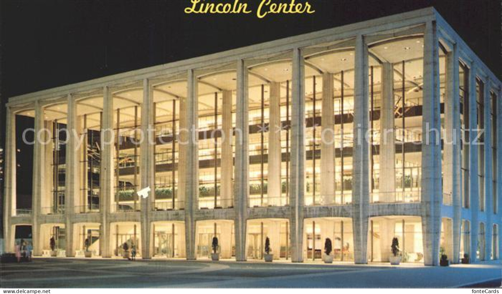 71859172 New_York_City Lincoln Center Philhamonic Hall Bei Nacht - Sonstige & Ohne Zuordnung