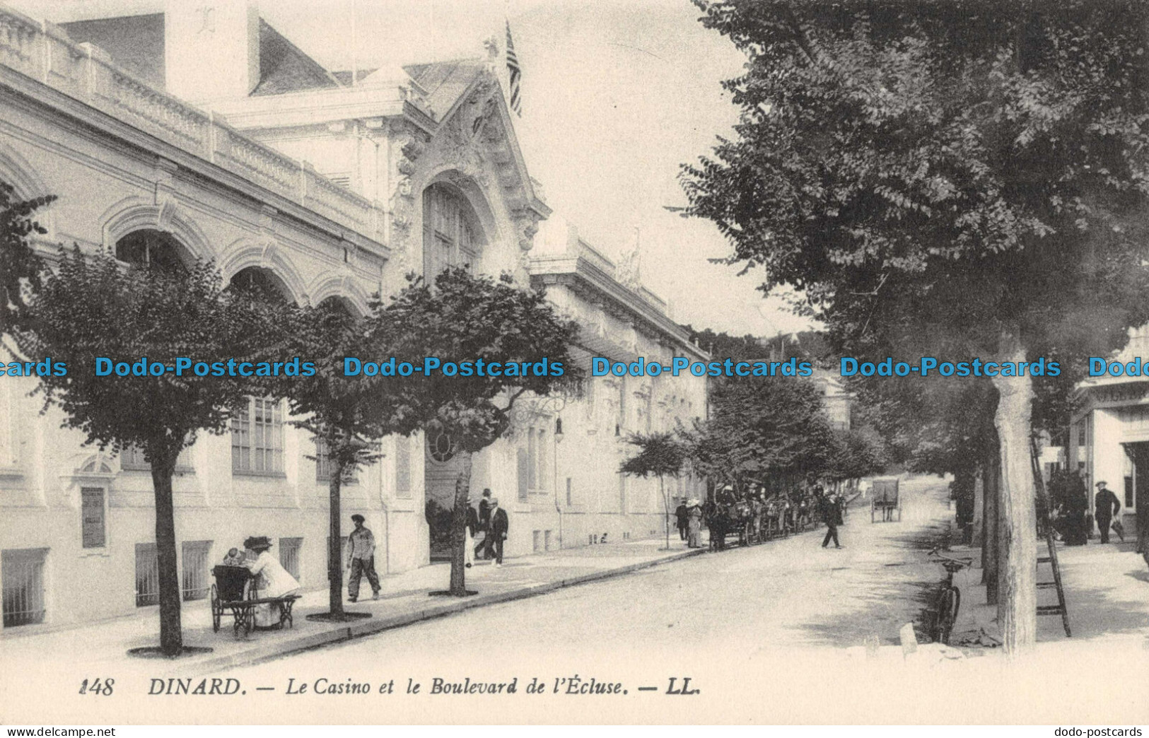 R101929 Dinard. Le Casino Et Le Boulevard De LEcluse. LL - Mondo