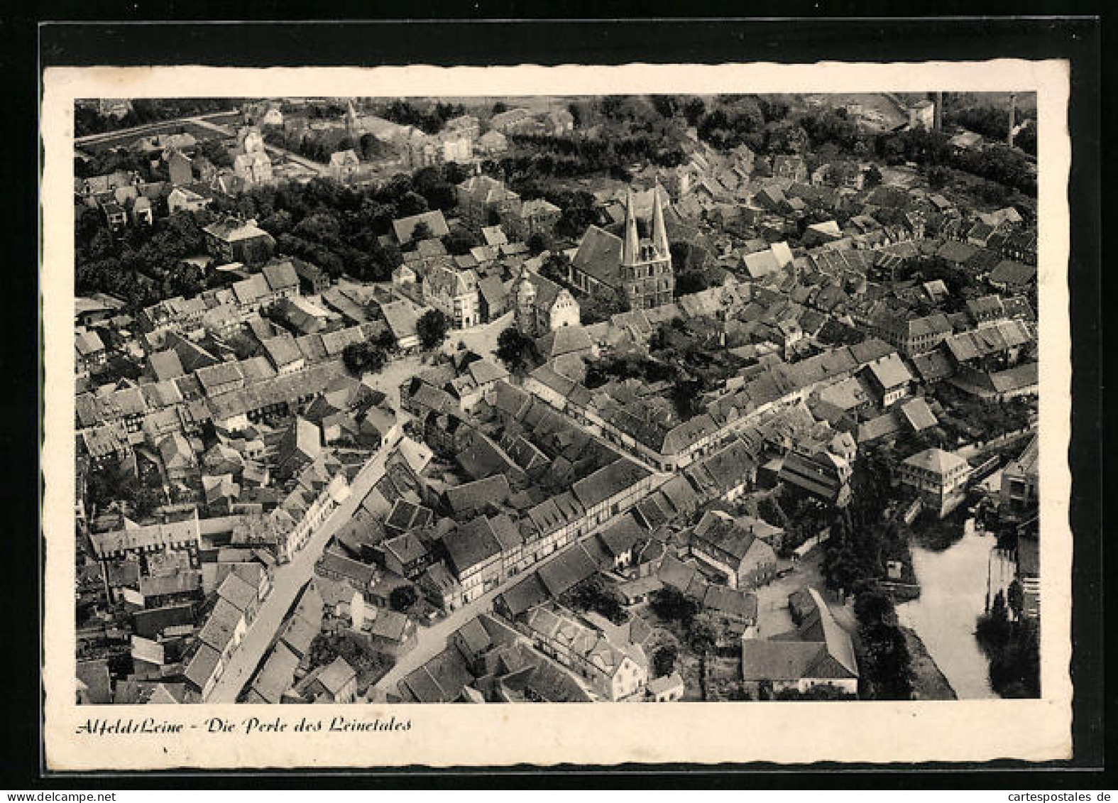 AK Alfeld /Leine, Teilansicht Mit Kirche  - Alfeld