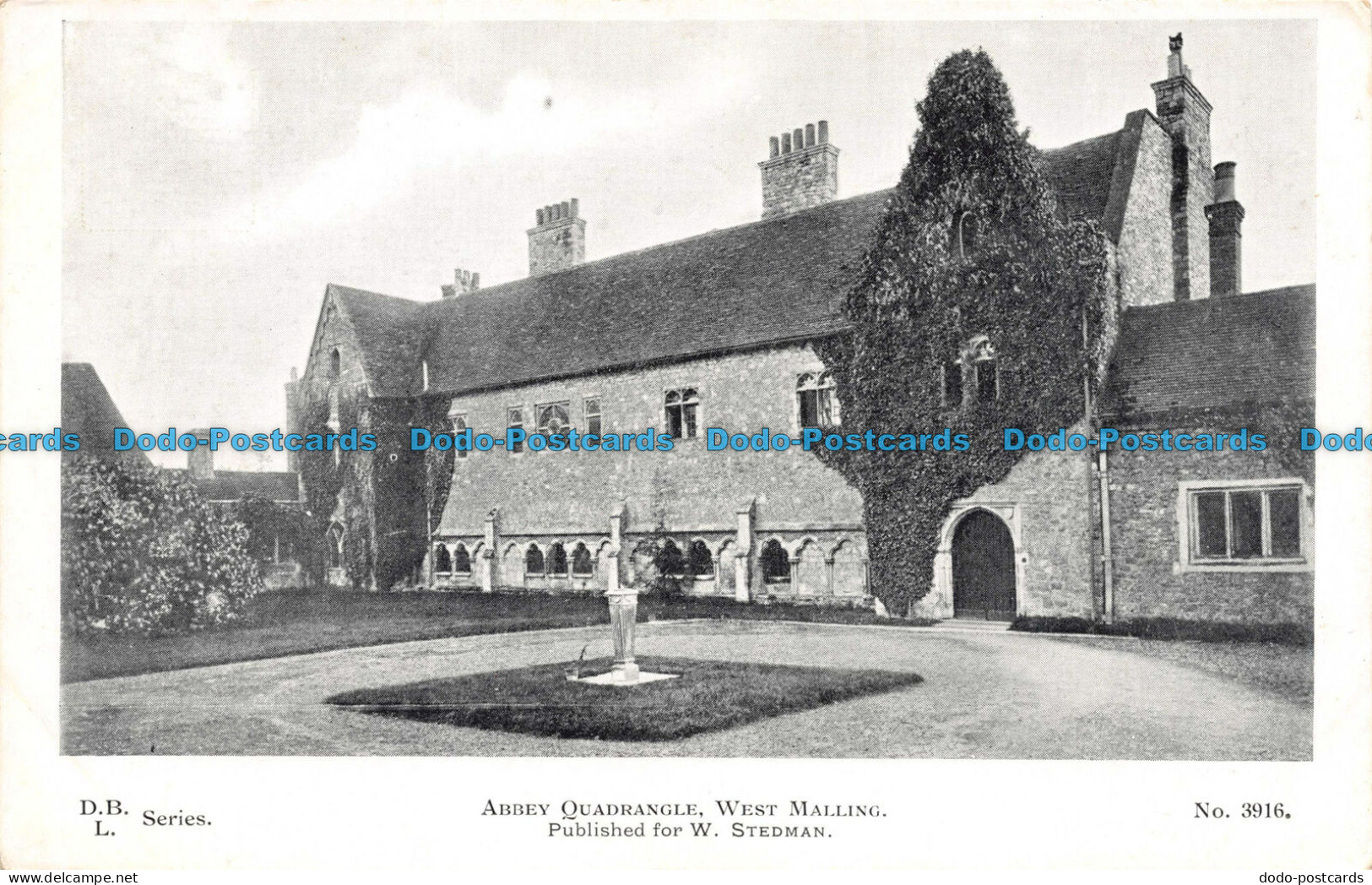 R102352 D. B. L. Series. Abbey Quadrangle. West Malling. W. Stedman. No. 3916 - Wereld