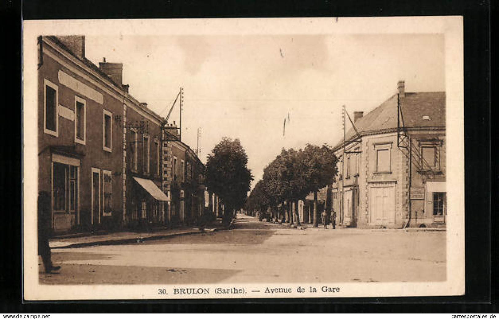 CPA Brulon, Avenue De La Gare  - Brulon