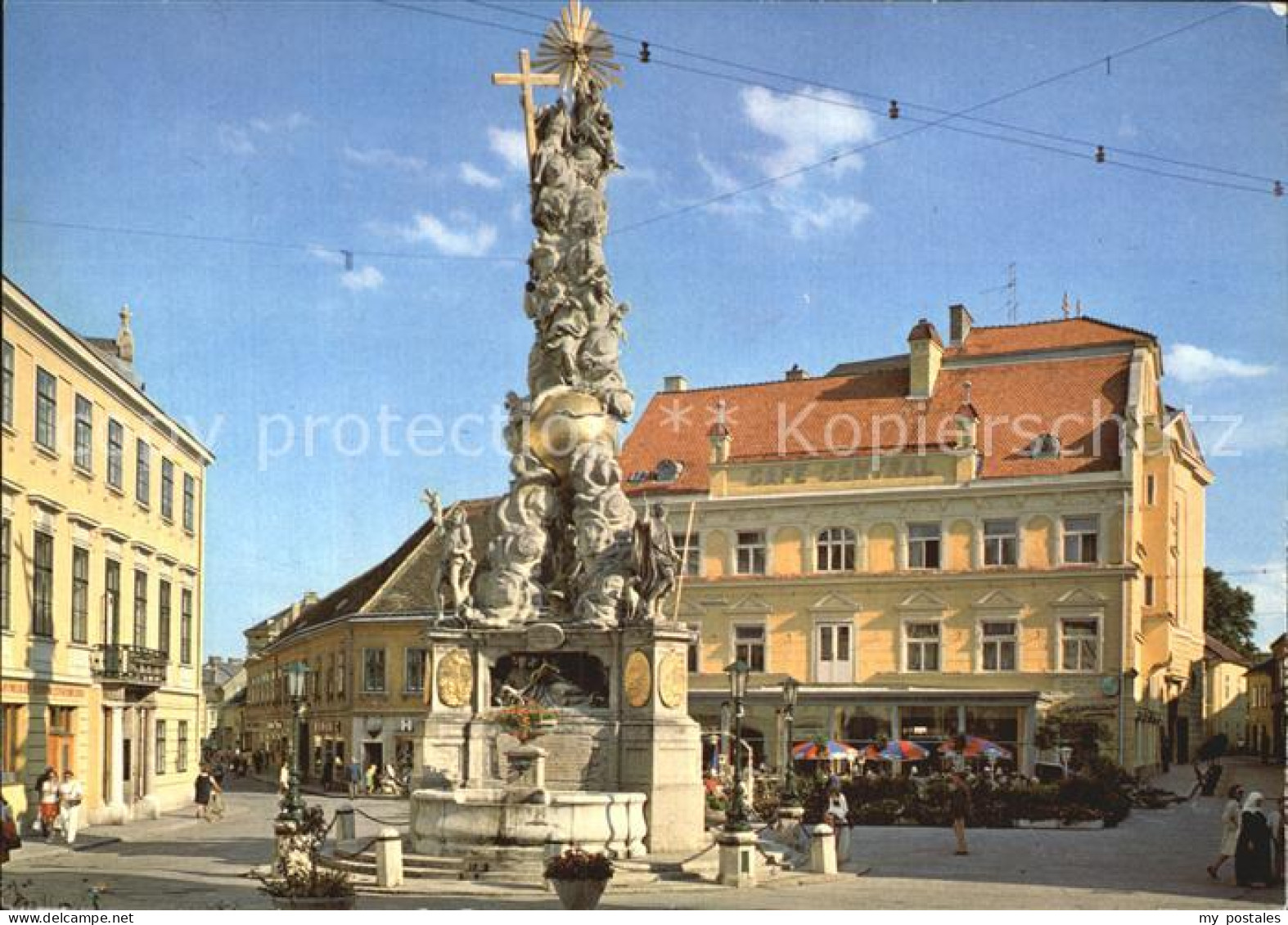 72486395 Baden Wien Fussgeherzone Hauptplatz Mit Pestsaeule Und Cafe Central  Ba - Other & Unclassified