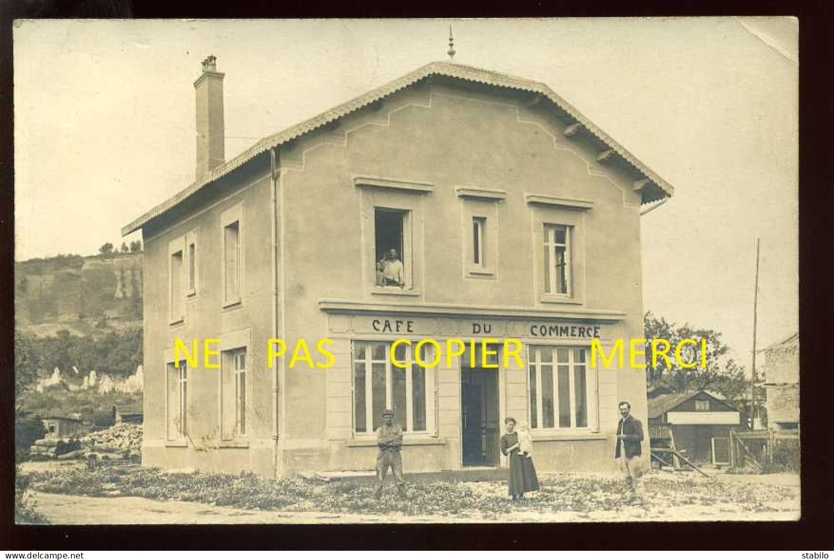 55 - ROMAGNE - CARTE PHOTO ORIGINALE - CAFE DU COMMERCE - Sonstige & Ohne Zuordnung