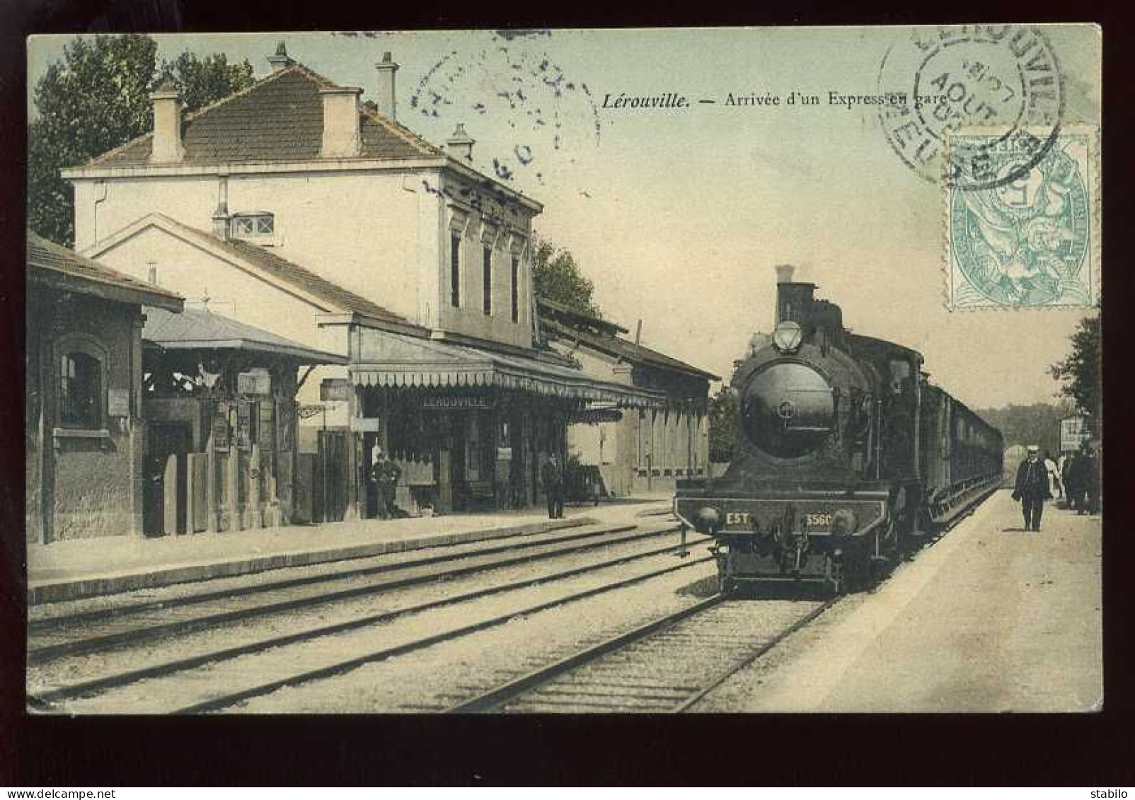 55 - LEROUVILLE - ARRIVEE DU TRAIN EXPRESS EN GARE DE CHEMIN DE FER - Lerouville