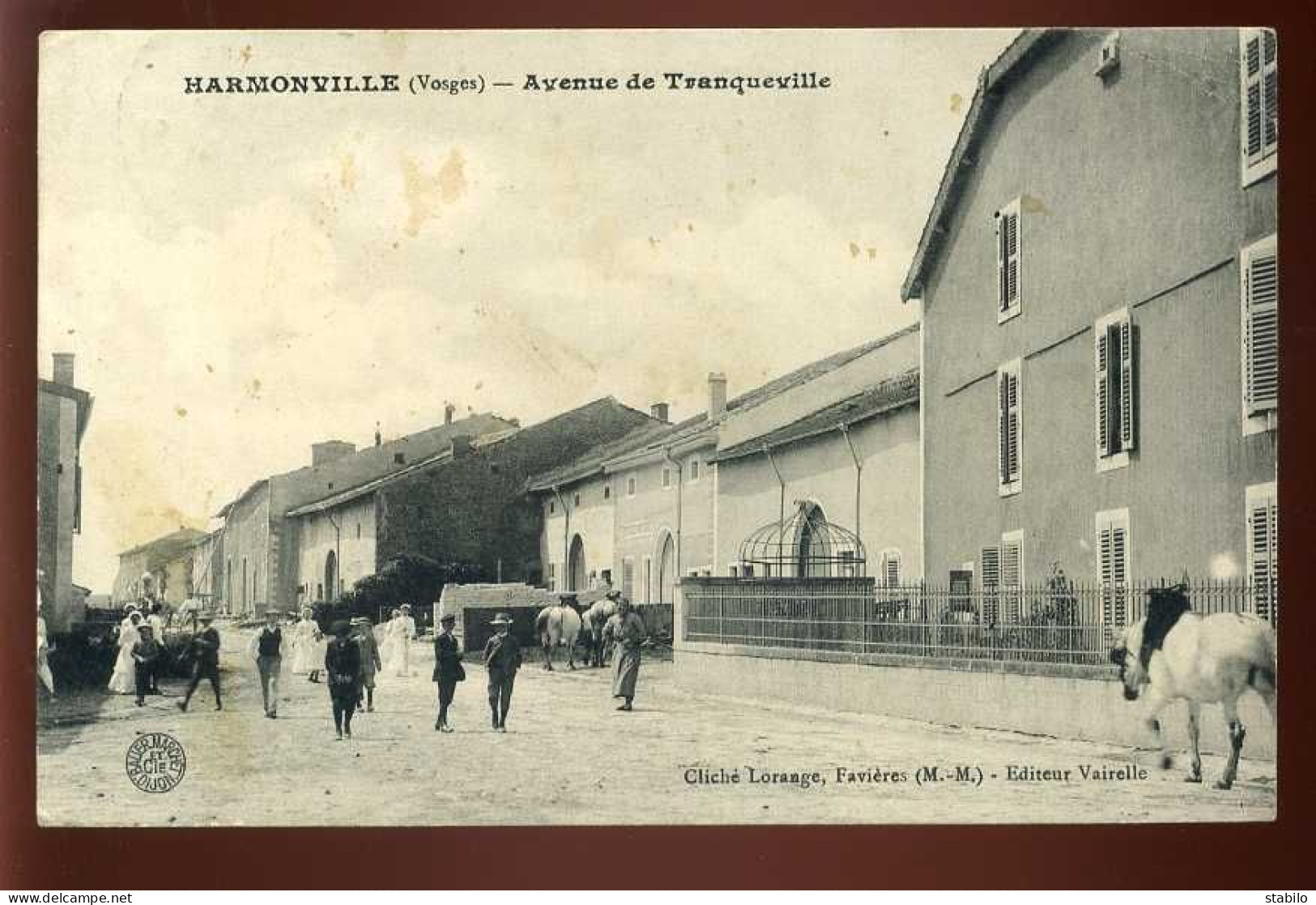 88 - HARMONVILLE - AVENUE DE TRANQUEVILLE - COMMUNIANTES - Otros & Sin Clasificación