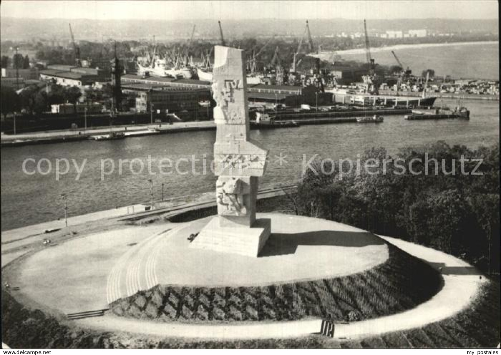 72484988 Pomnik Korsze Emland Masuren Westerplatte Pomnik Korsze - Pologne