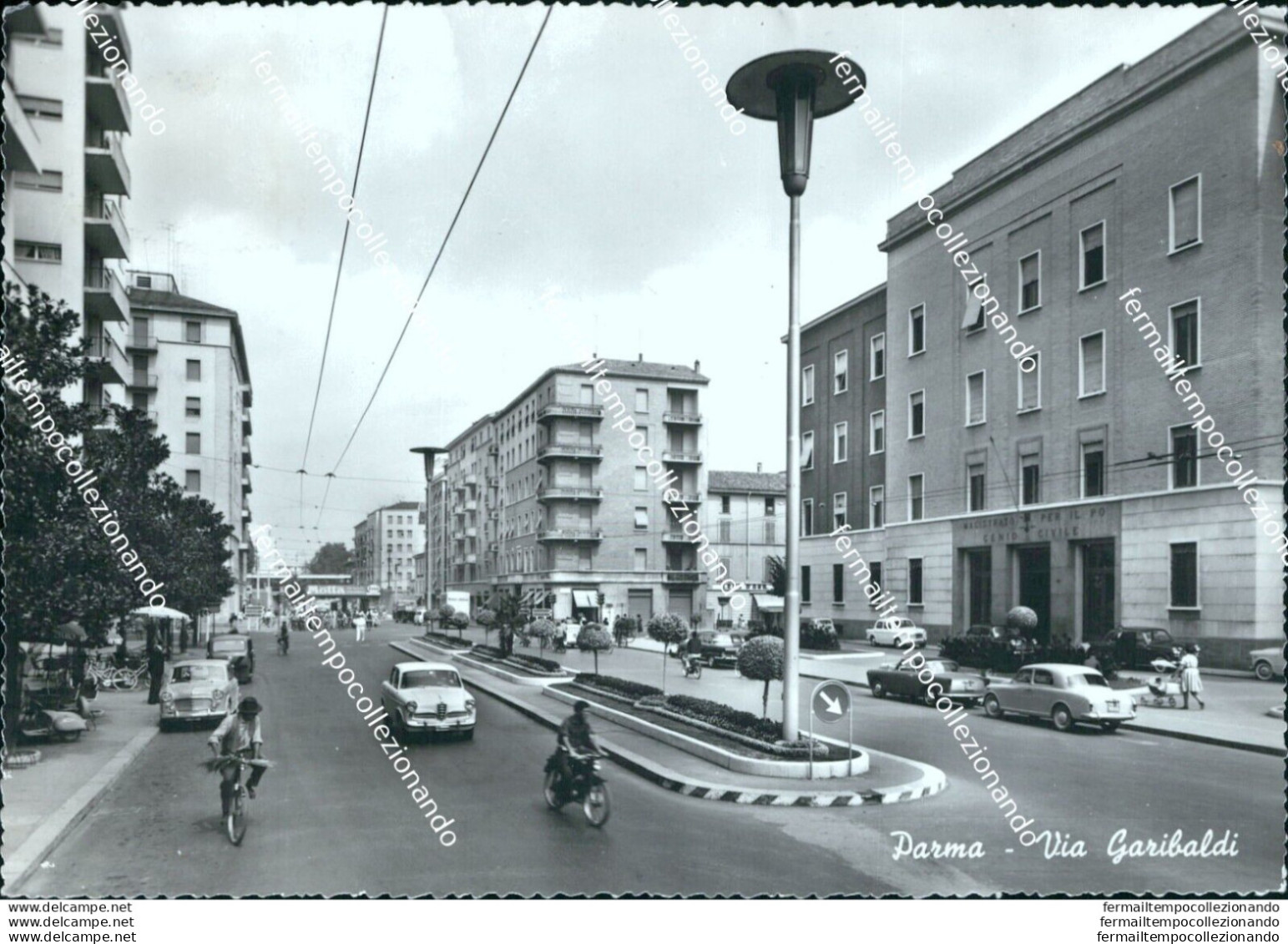 Bu196 Cartolina Parma Citta' Via Garibaldi Emilia Romagna - Parma