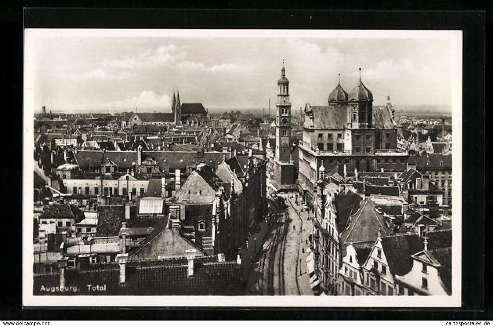 AK Augsburg, Totalansicht Mit Blick Zum Rathaus  - Augsburg