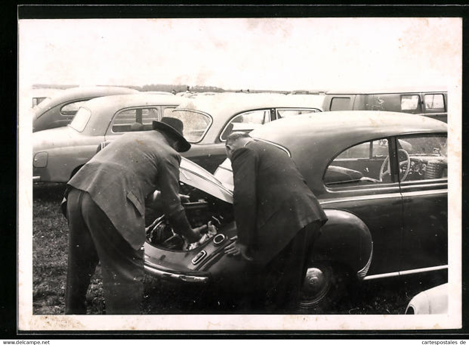 Foto-AK DKW 1000 S, Auto, Geöffnete Heckklappe  - Voitures De Tourisme