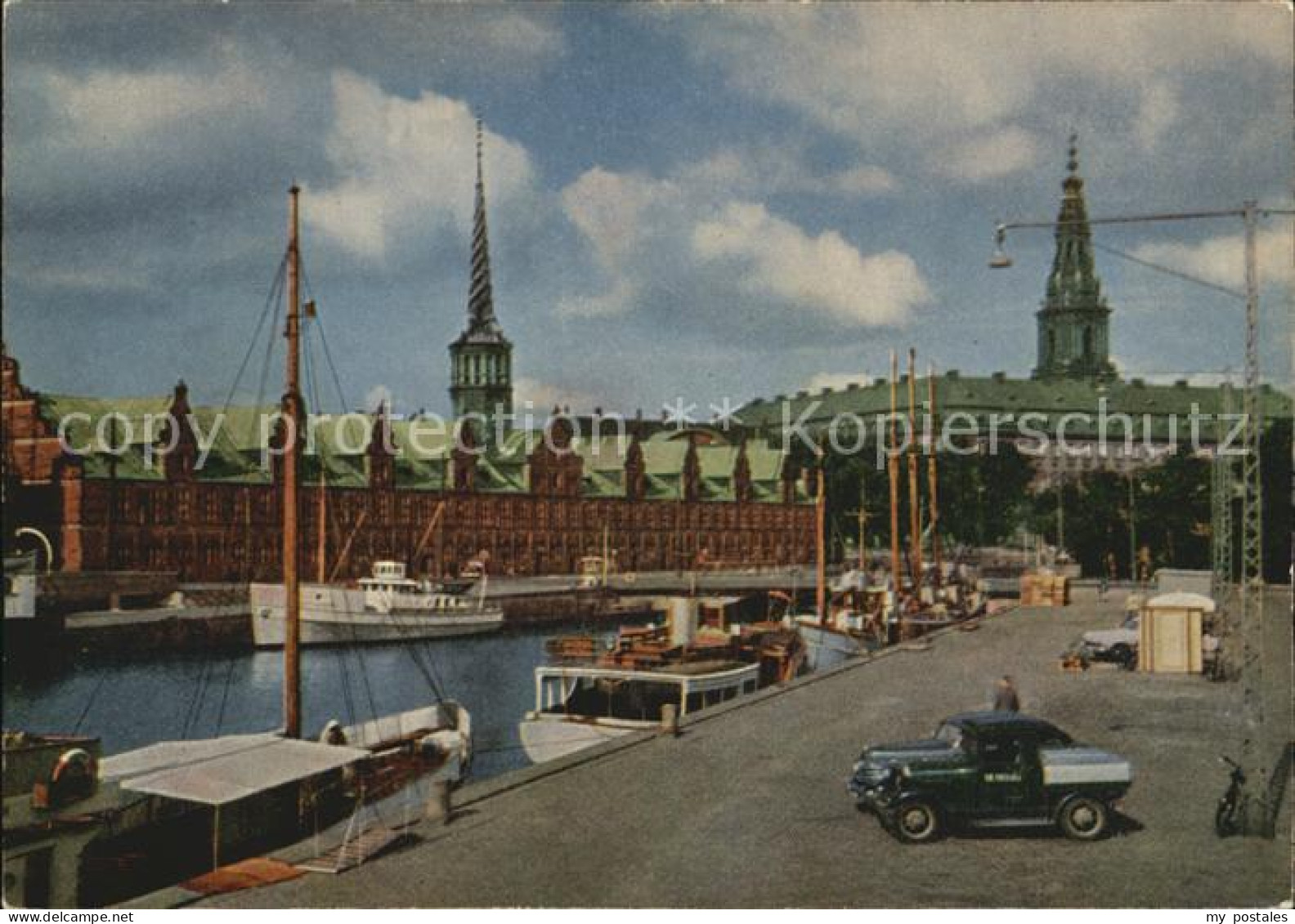 72483773 Kobenhavn Borsen Og Christiansborg Slot Boerse Schloss Hafen  - Denmark