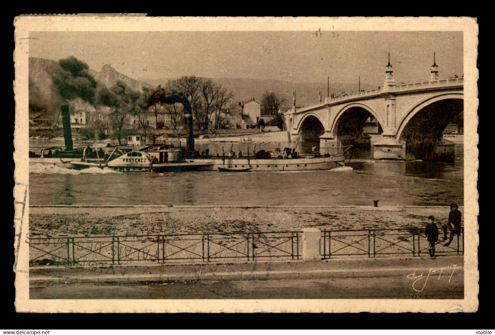 26 - VALENCE - LE PONT ET LE RHONE NAVIGABLE - BATEAU A ROUE "PROVENCE" - Valence