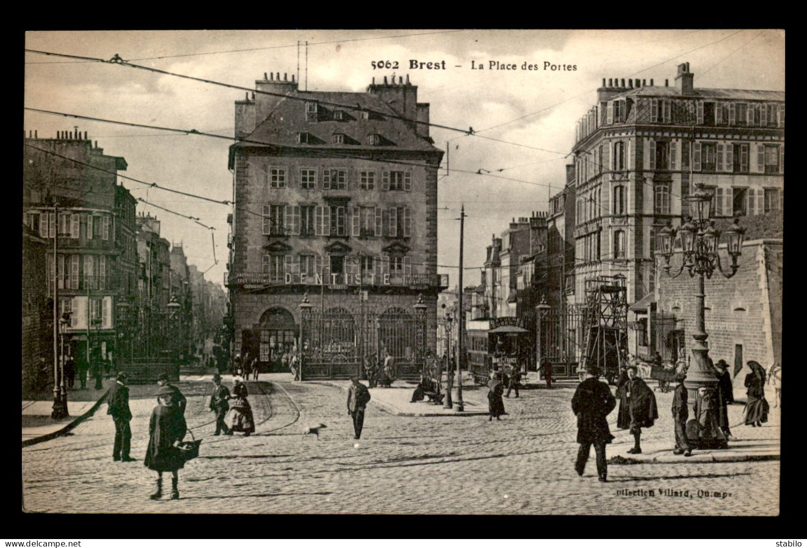 29 - BREST - LA PLACE DES PORTES - Brest