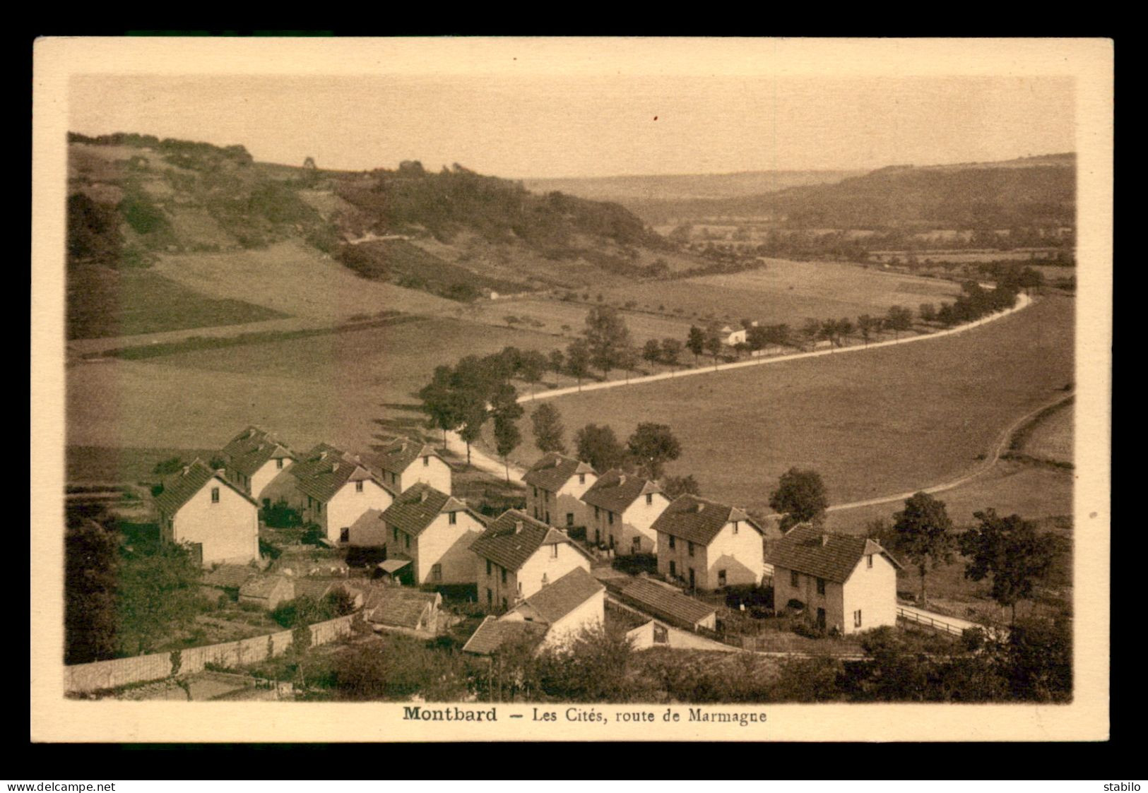 21 - MONTBARD - LES COTES ROUTE DE MARMAGNE - Montbard