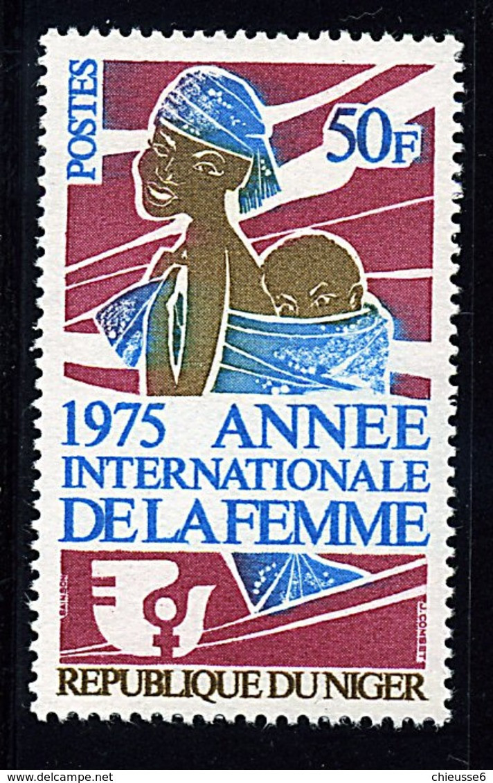 S Rep. Niger ** N°  320 - Année Internationale De La Femme - Niger (1960-...)