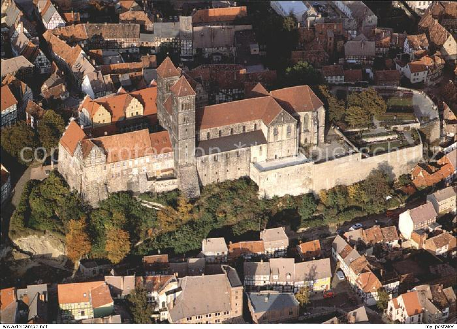 72238637 Quedlinburg Stiftskirche Schlosskirche Fliegeraufnahme Quedlinburg - Autres & Non Classés