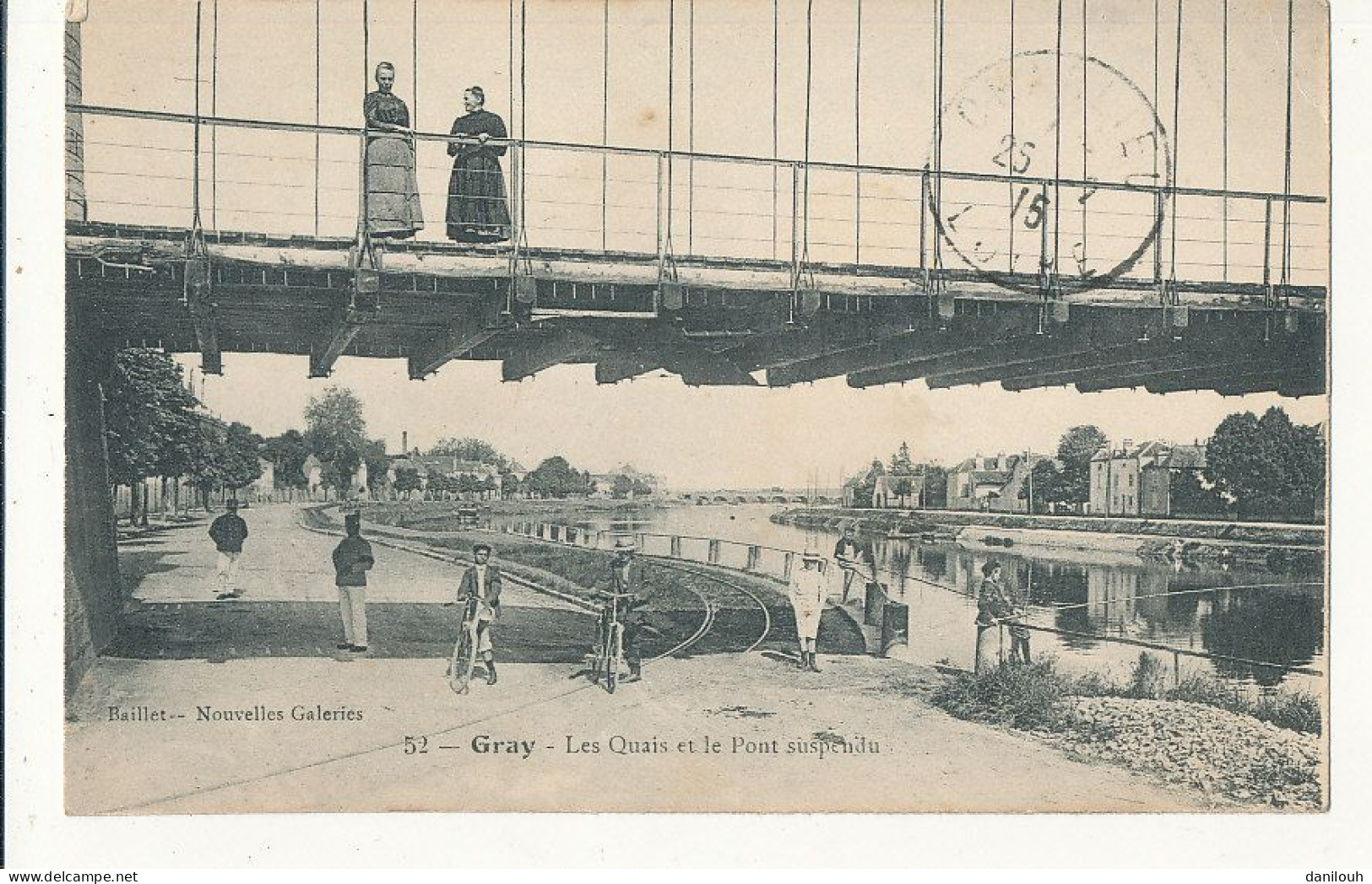 70 // GRAY  Les Quais Et Le Pont Suspendu  52 - Gray