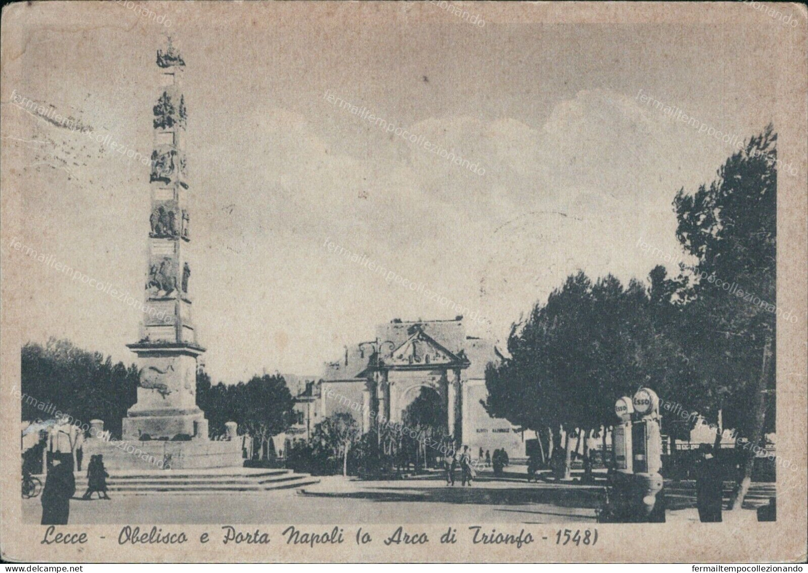 Cr569 Cartolina Lecce Citta' Obelisco E Porta Napoli 1949 Puglia - Lecce