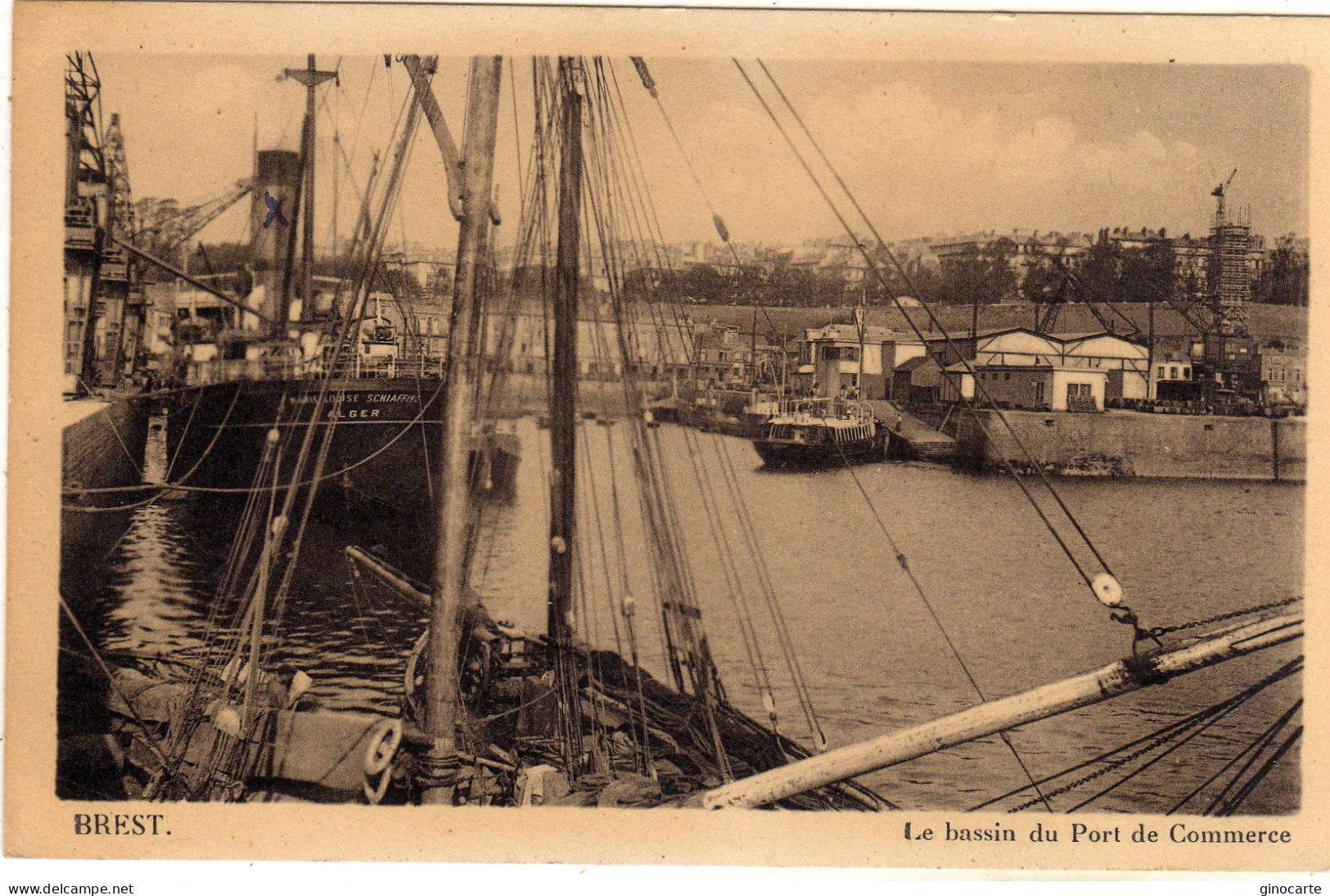Brest Le Bassin Du Port De Commerce - Brest