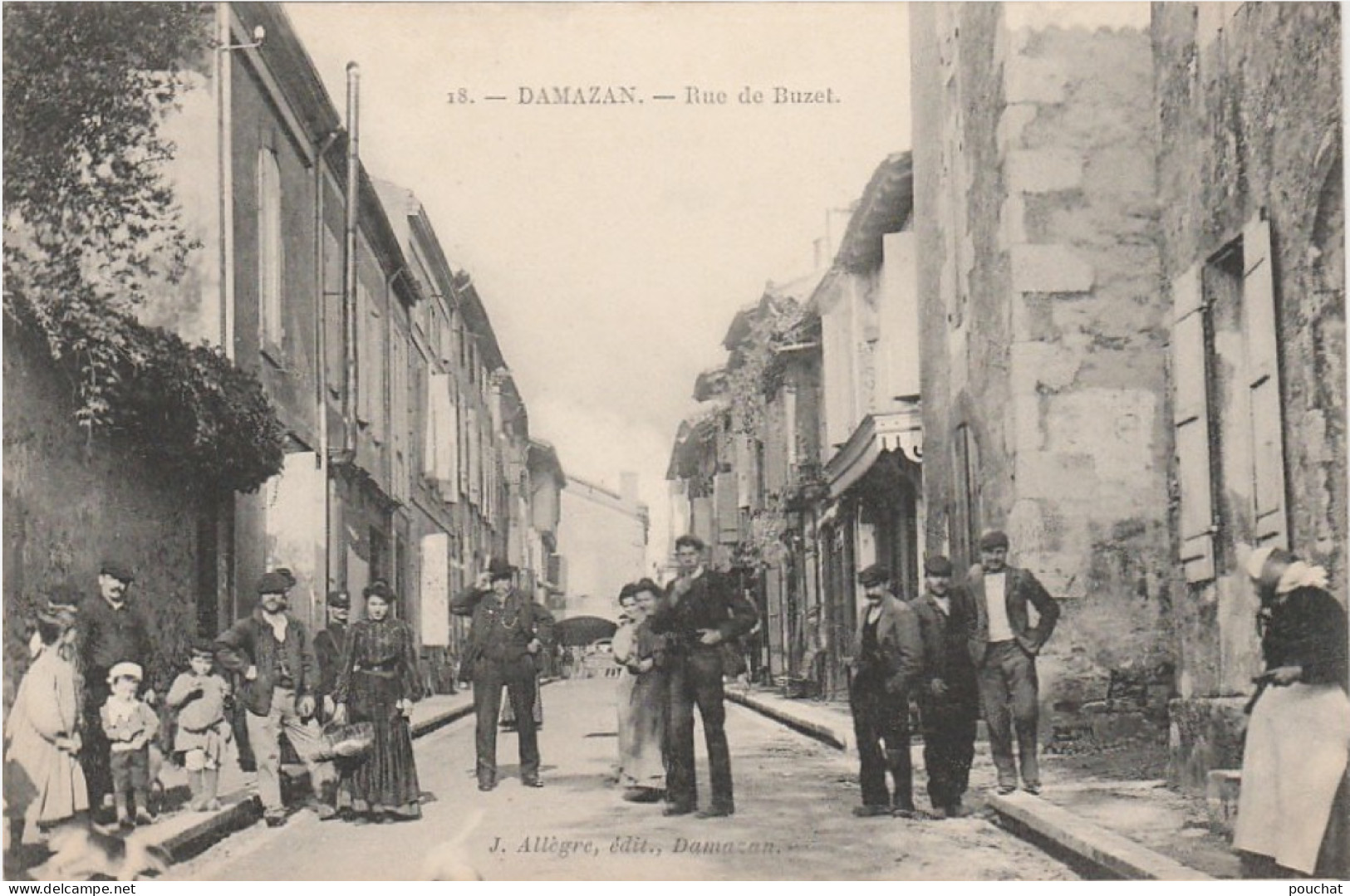 C17-47) DAMAZAN - LOT ET GARONNE - RUE DE BUZET - ANIMEATION - HABITANTS -  ( 2 SCANS ) - Damazan