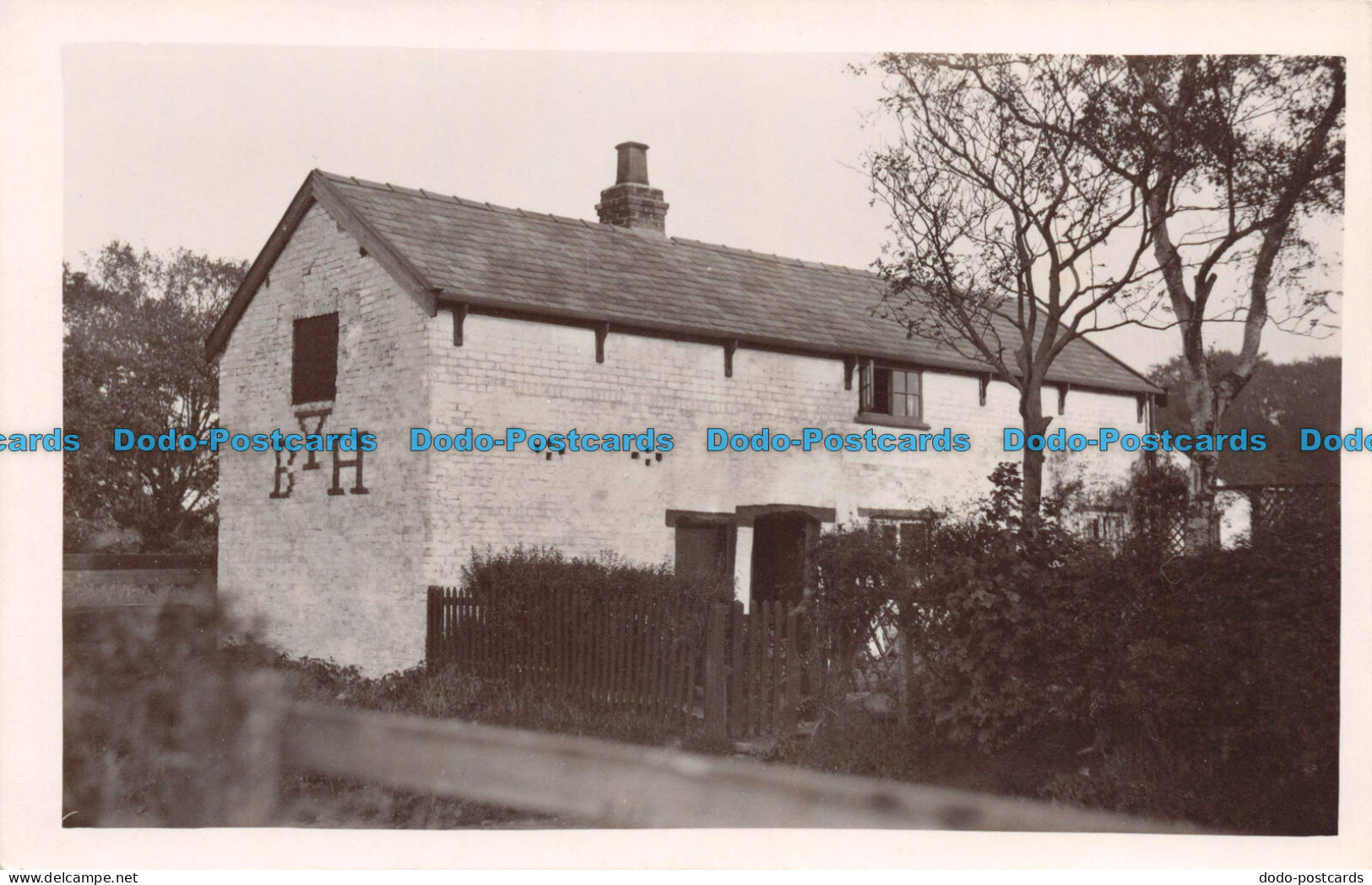 R103039 Old House. Old Photography. Unknown Place. Postcard - Monde