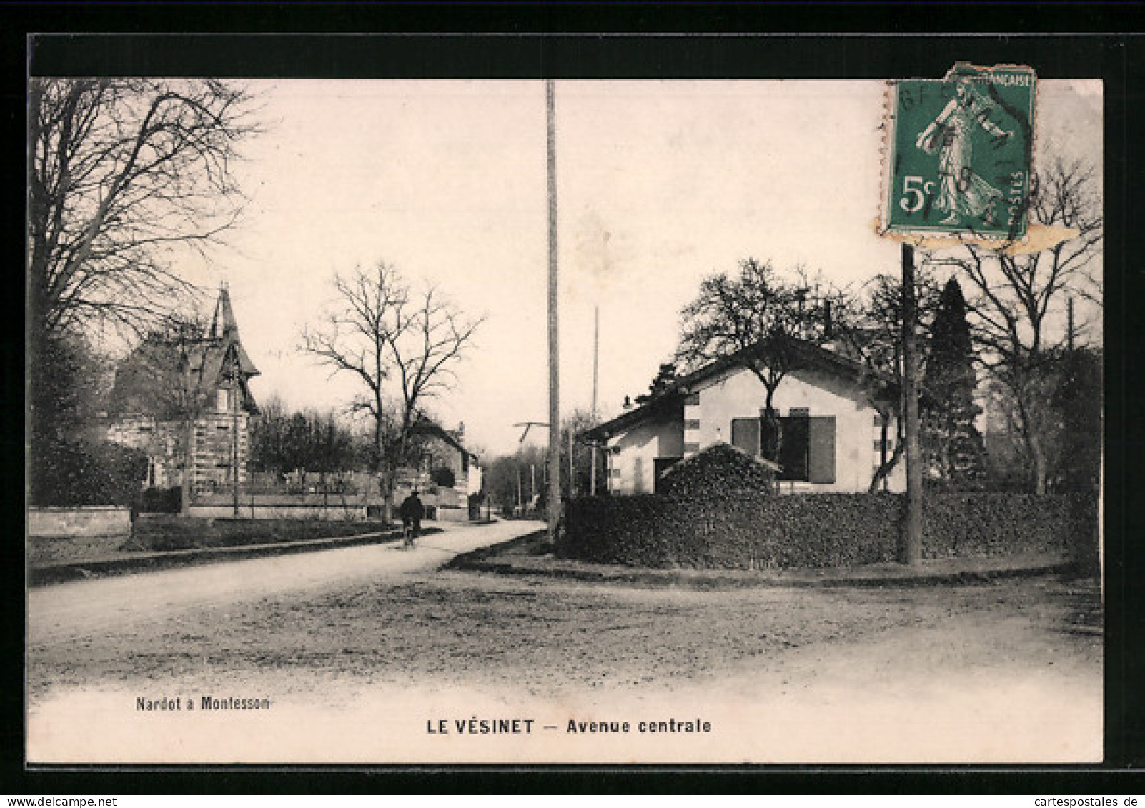 CPA Le Vésinet, Avenue Centrale  - Le Vésinet