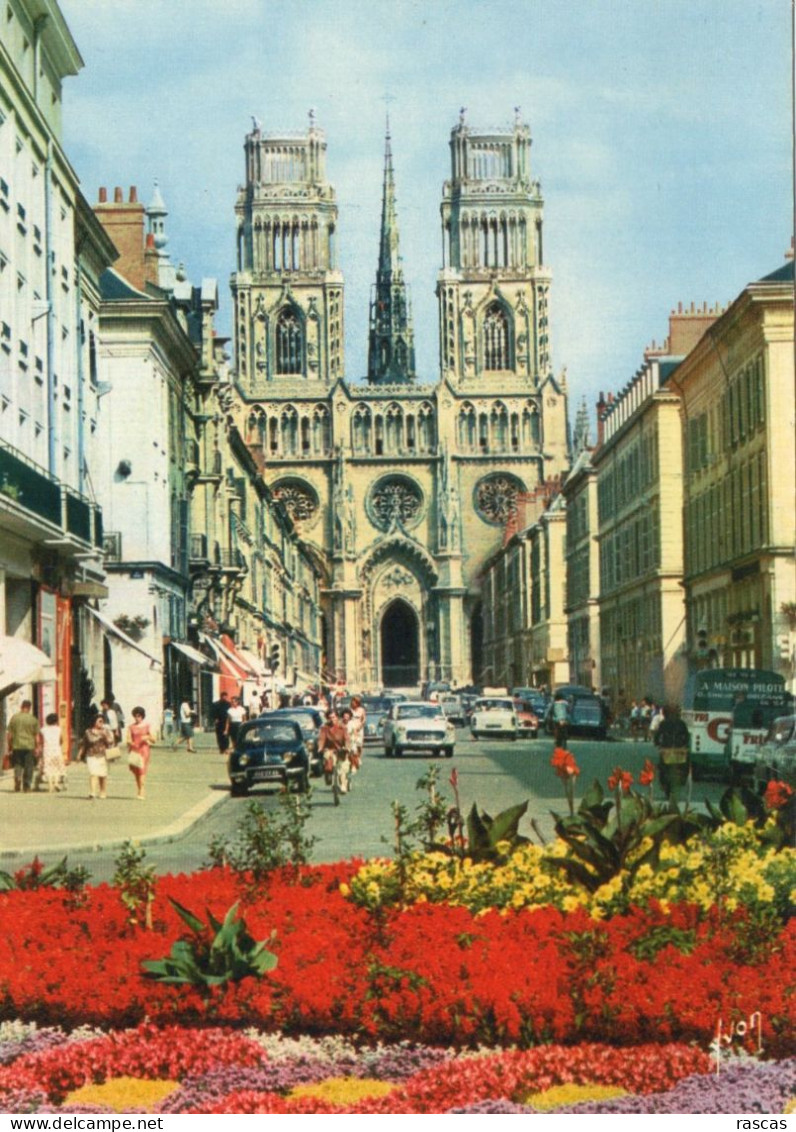 CPM - S - LOIRET - ORLEANS - RUE JEANNE D'ARC ET LA CATHEDRALE SAINTE CROIX - Orleans