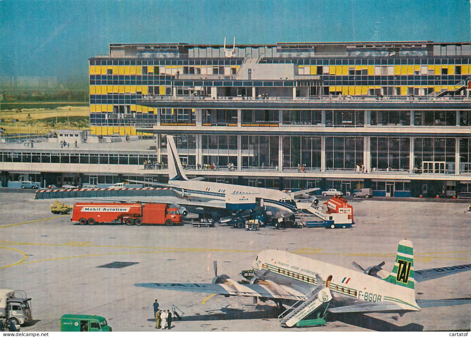 Aéroport ORLY . Aire De Statinnement ; - 1946-....: Ere Moderne