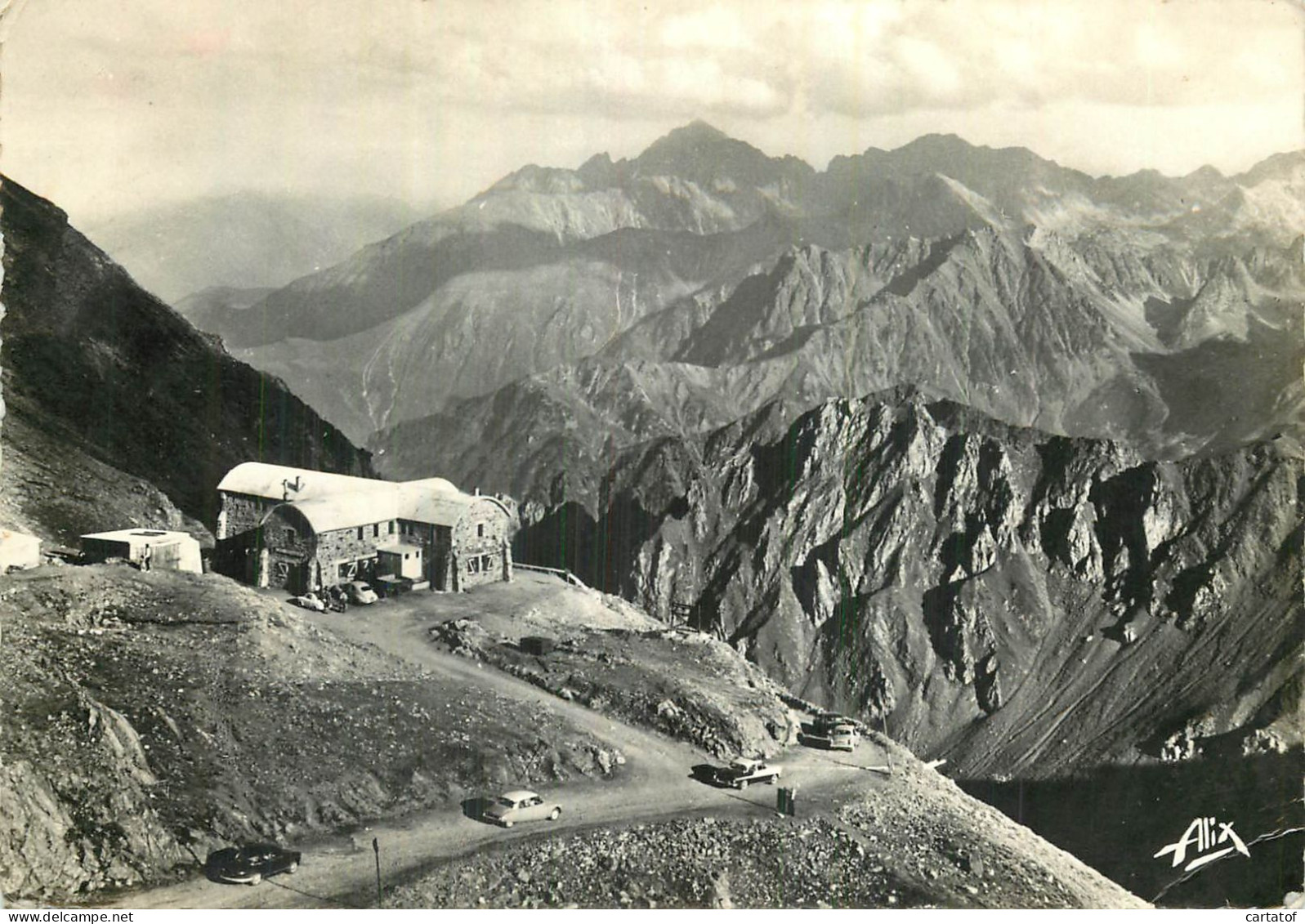 Sur La Route Du PIC De MIDI De BIGORRE . Hôtellerie Des Laquets - Autres & Non Classés