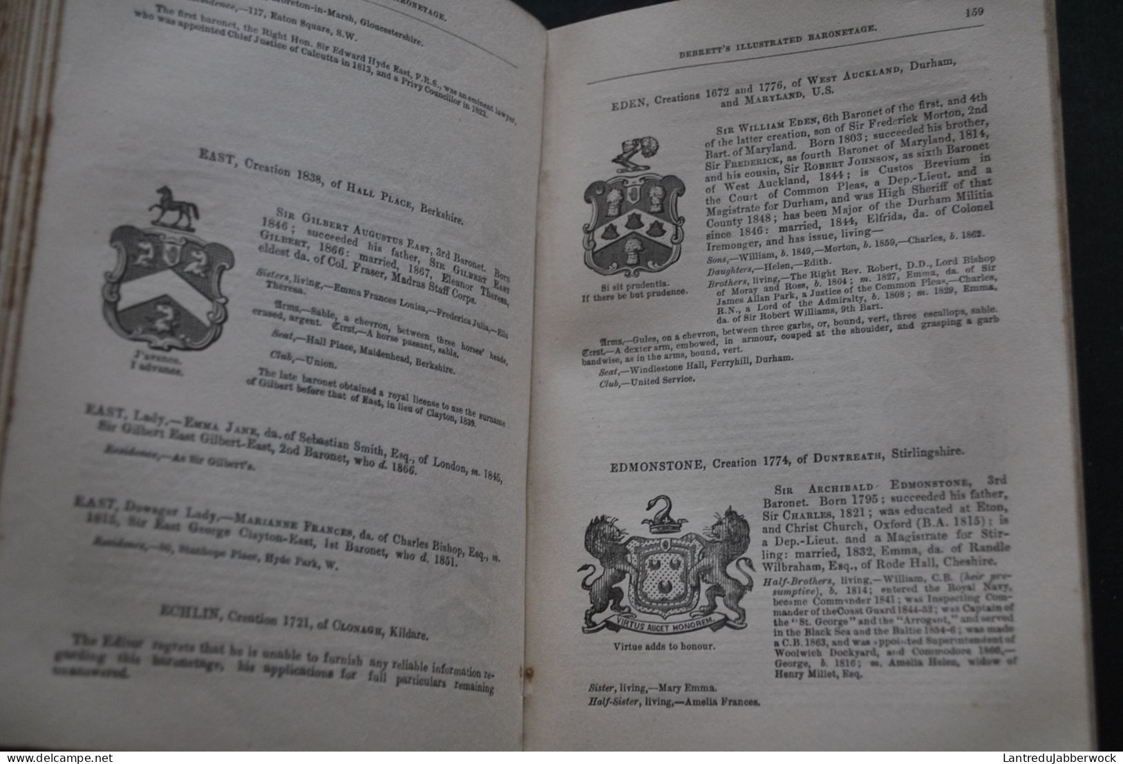 DEBRETT'S ILLUSTRATED BARONETAGE WITH THE KNIGHTAGE OF THE UNITED KINGDOM OF GREAT BRITAIN & IRELAND 1868 Armoirie armes