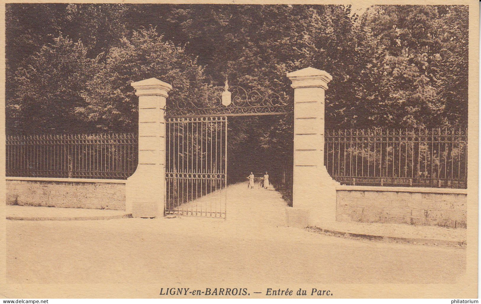 55  LIGNY En BARROIS   Entrée Du Parc - Ligny En Barrois