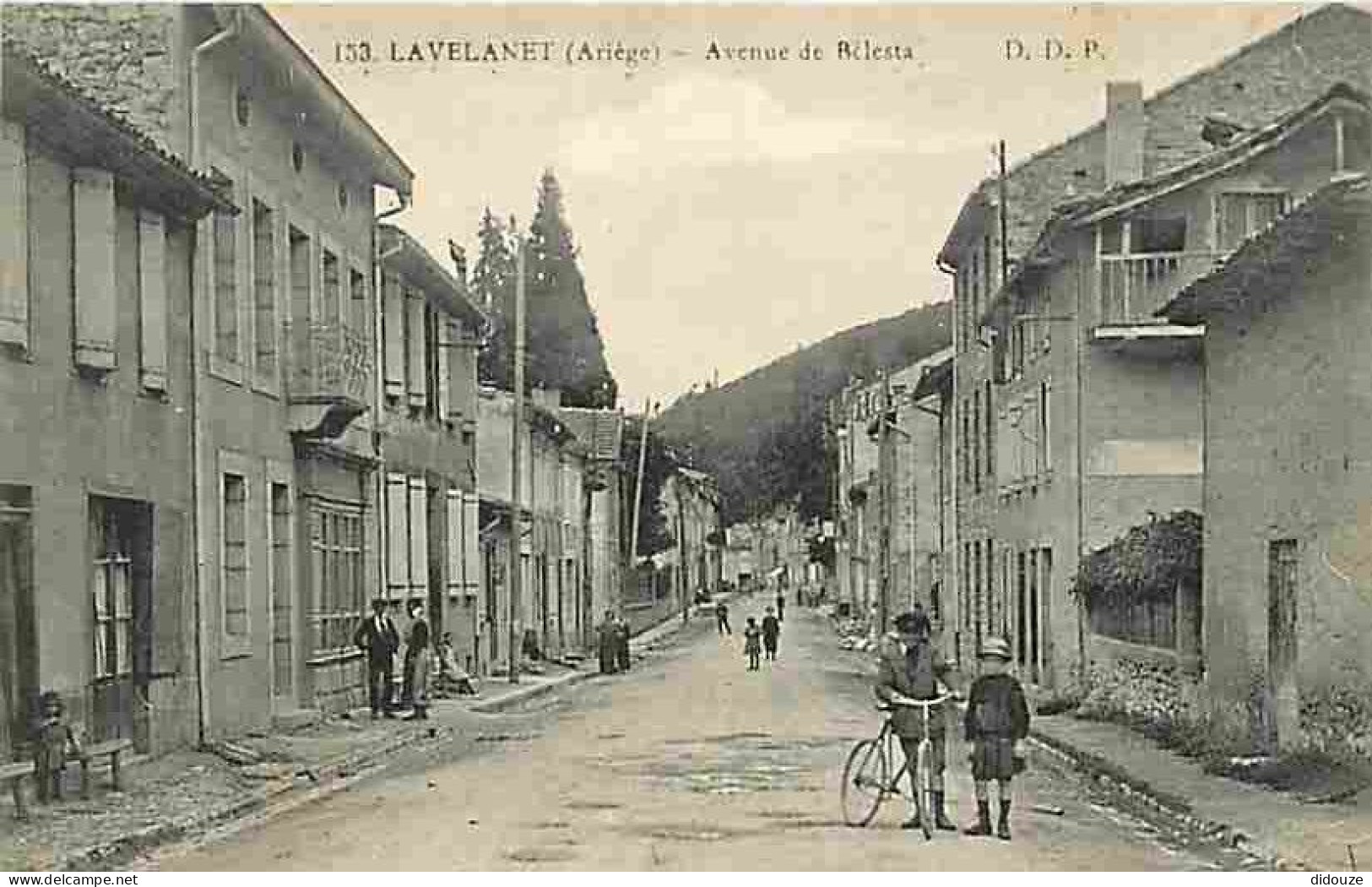 09 - Lavelanet - Avenue De Bélesta - Animée - CPA - Voir Scans Recto-Verso - Lavelanet