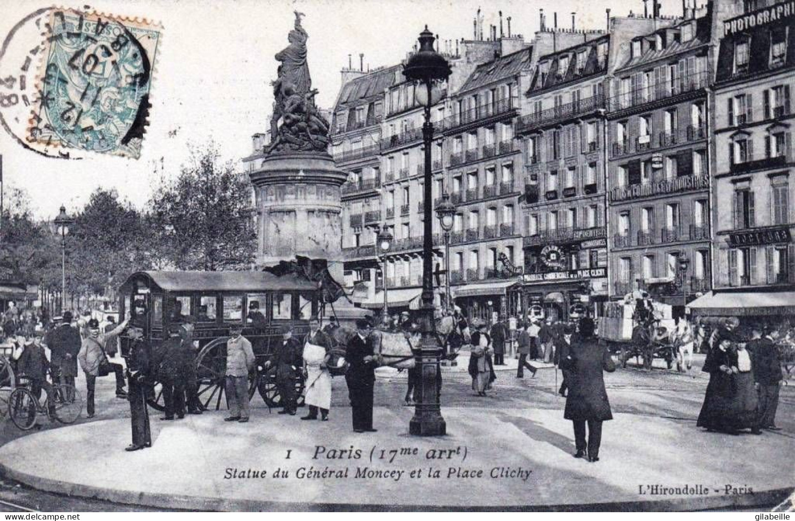 75 - PARIS 17 -  Statue Du Général Moncey Et La Place Clichy - Paris (17)