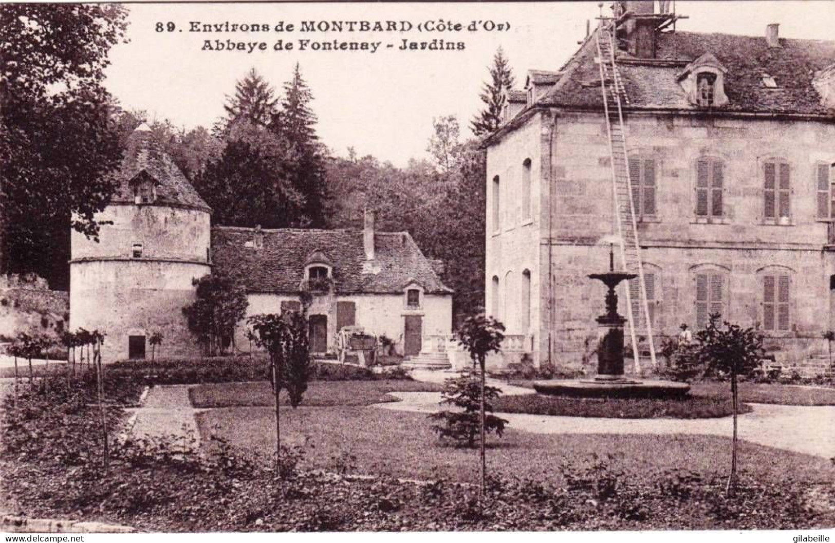 21 - Cote D Or - Environs De MONTBARD -  Abbaye De Fontenay - Les Jardins - Travaux Sur La Toiture - Montbard