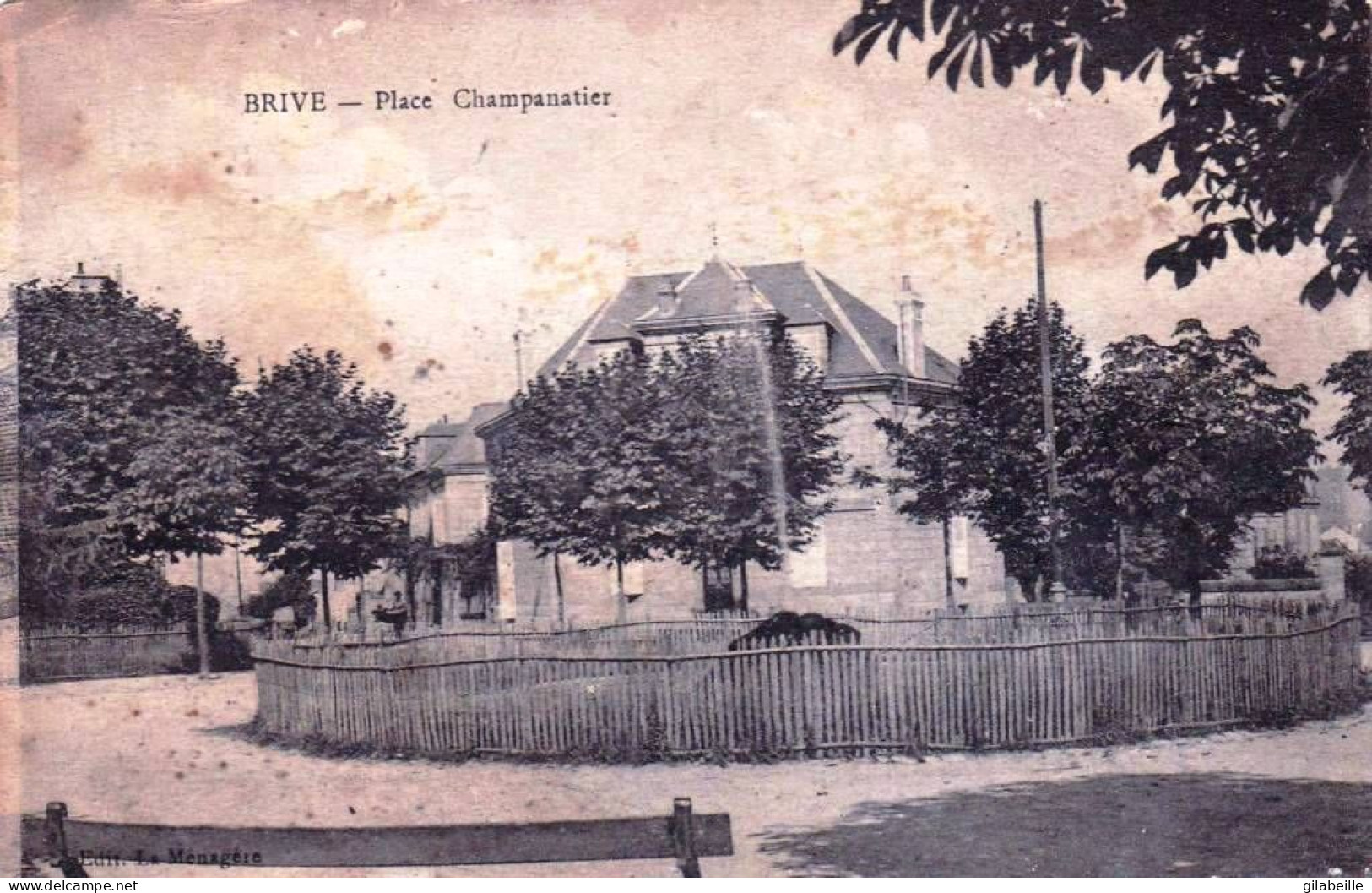19 - Correze -  BRIVE -  Place Champanatier - Brive La Gaillarde