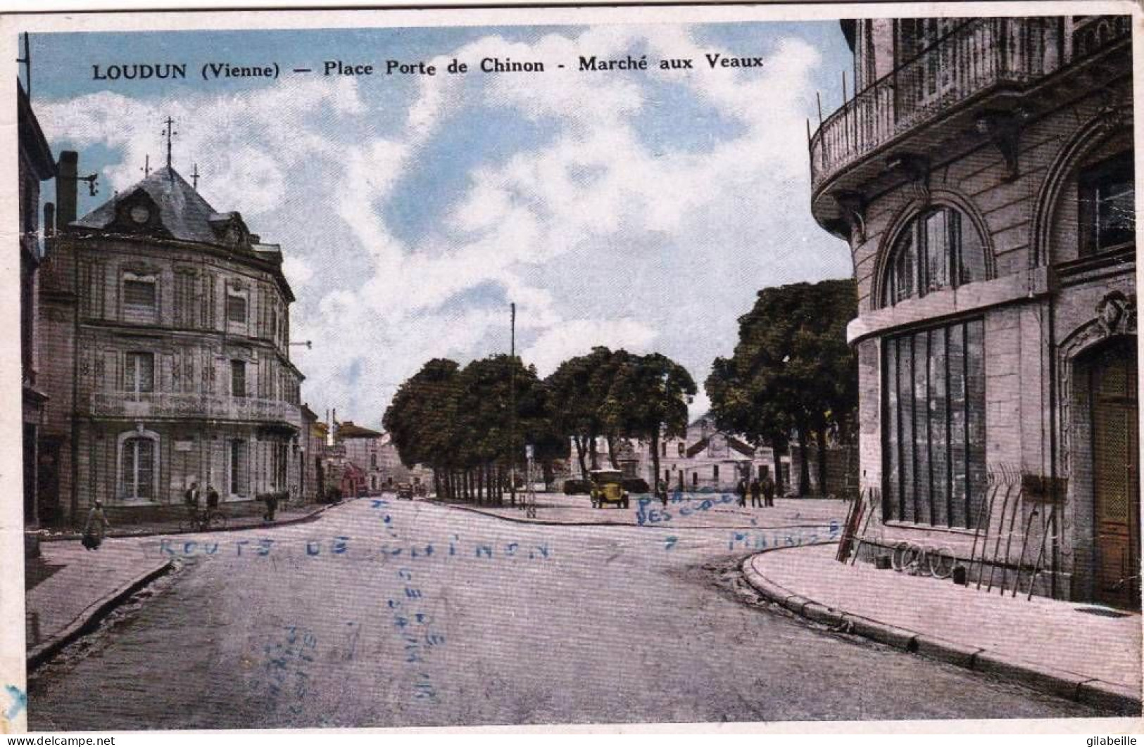 86 - Vienne -  LOUDUN -  Place Porte De Chinon - Marché Aux Veaux - Loudun
