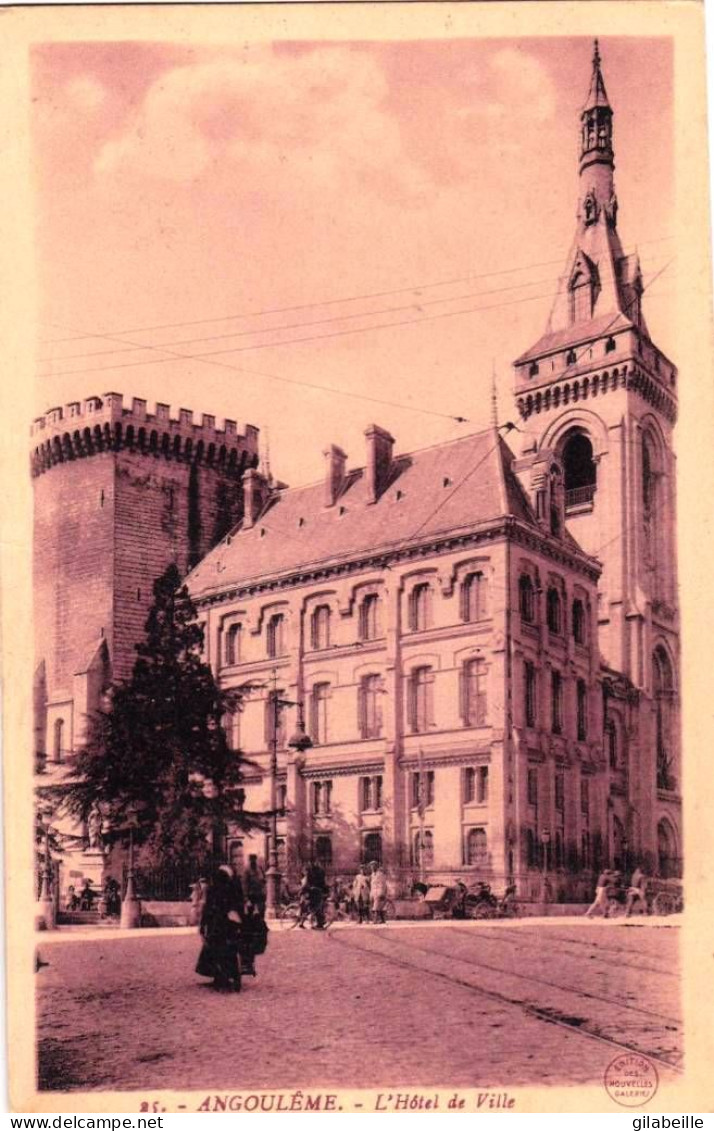 16 - Charente -  ANGOULEME -   L Hotel De Ville - Angouleme