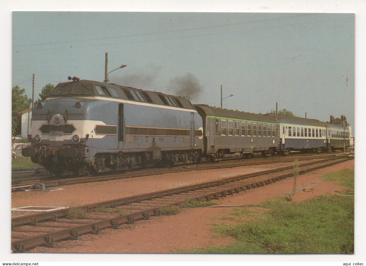 LA CC 65001 ASSURE LE W 8795 SAINTES-ROYAN À SAUJON . SEPTEMBRE 1984 - Trains