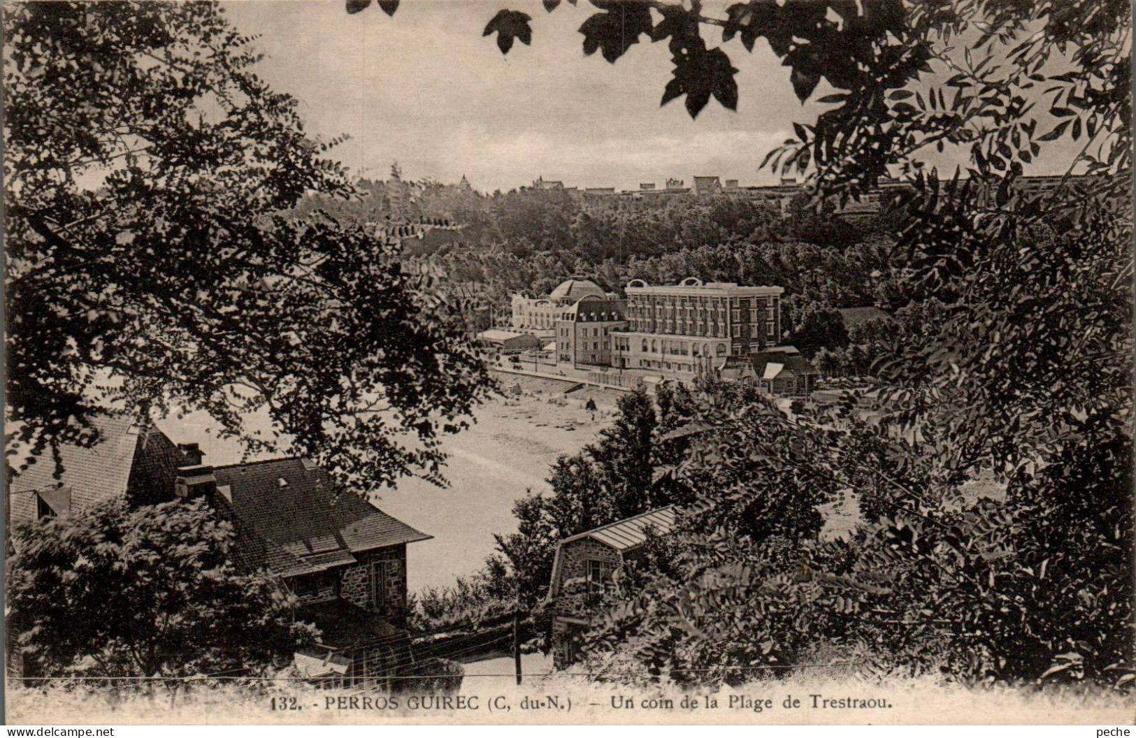 N°3198 W -cpa Perros Guirec -un Coin De La Plage- - Perros-Guirec