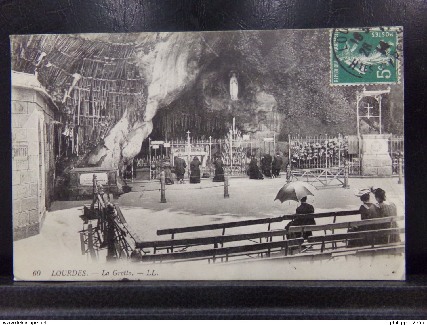 65525 . LOURDES . LA GROTTE  . LL . OBLITEREE 1914 . - Lourdes