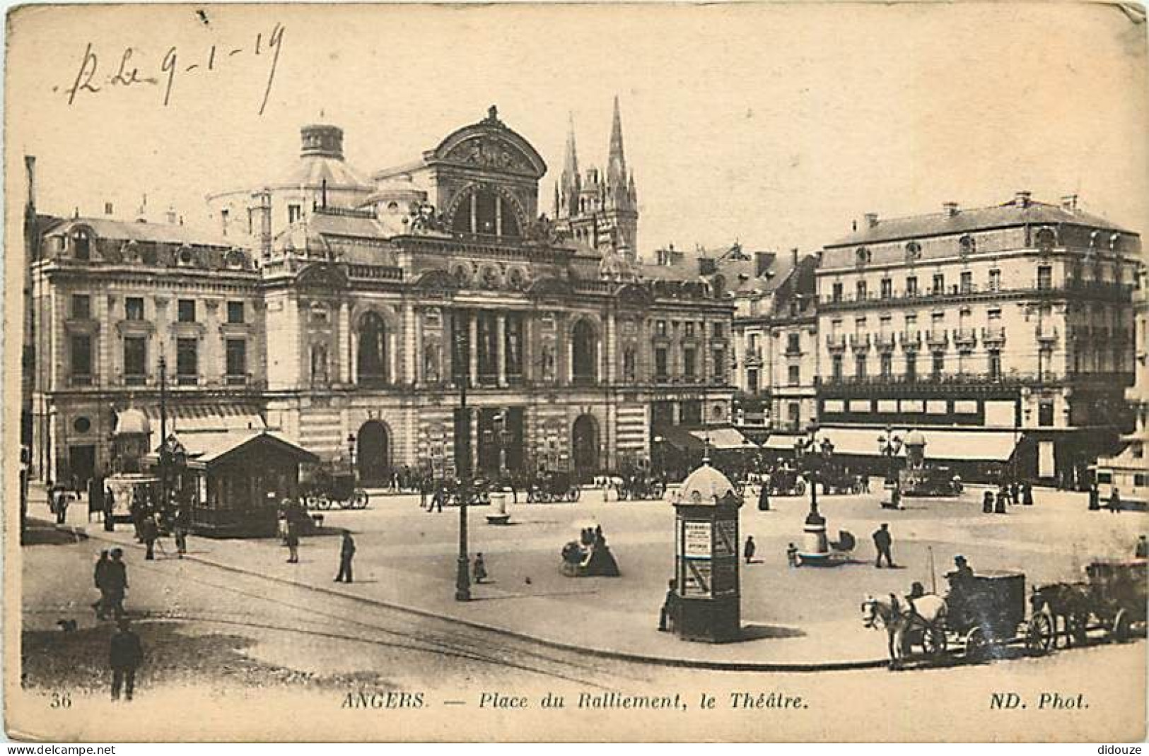 49 - Angers - Place Du Ralliement, Le Théâtre - Animée - Correspondance - Voyagée En 1919 - CPA - Voir Scans Recto-Verso - Angers